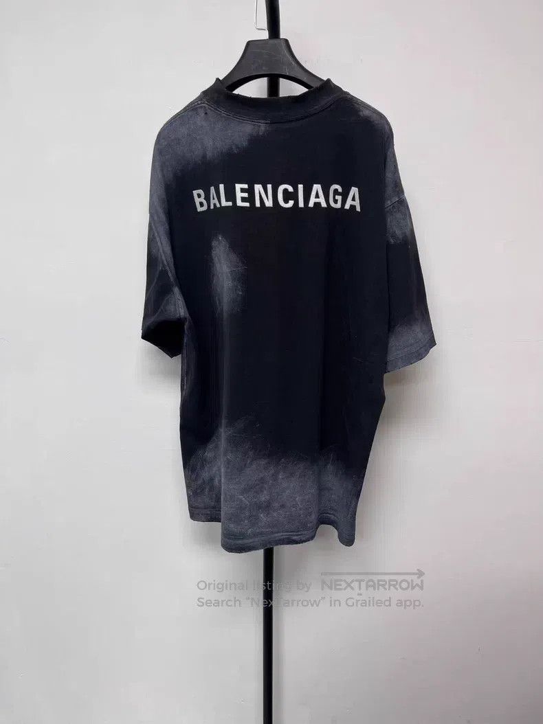 Balenciaga Balenciaga Plain Knit Short Sleeve T-Shirt Size US L / EU 52-54 / 3 - 2 Thumbnail