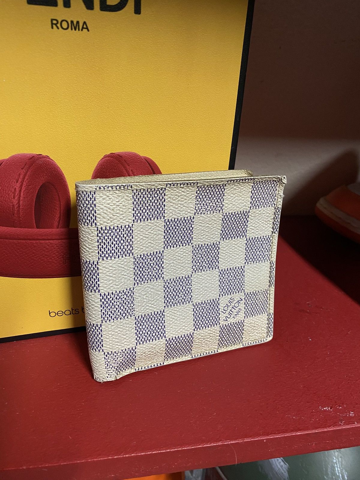 Louis Vuitton Louis Vuitton White Damier Bifold Leather Wallet Preowned Size ONE SIZE - 1 Thumbnail