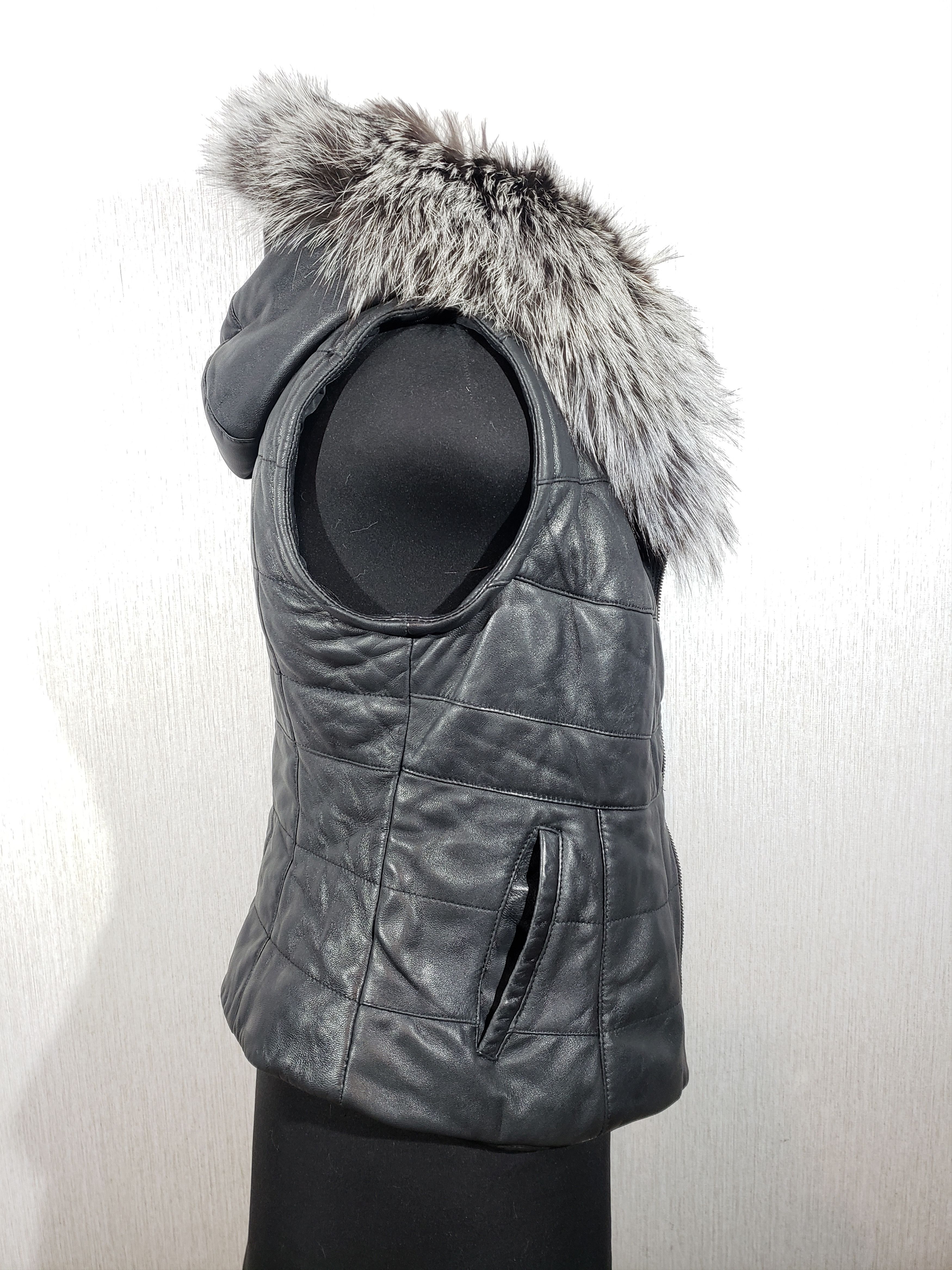 Uniqlo Black women's leather jacket with a hood. Size M / US 6-8 / IT 42-44 - 6 Thumbnail