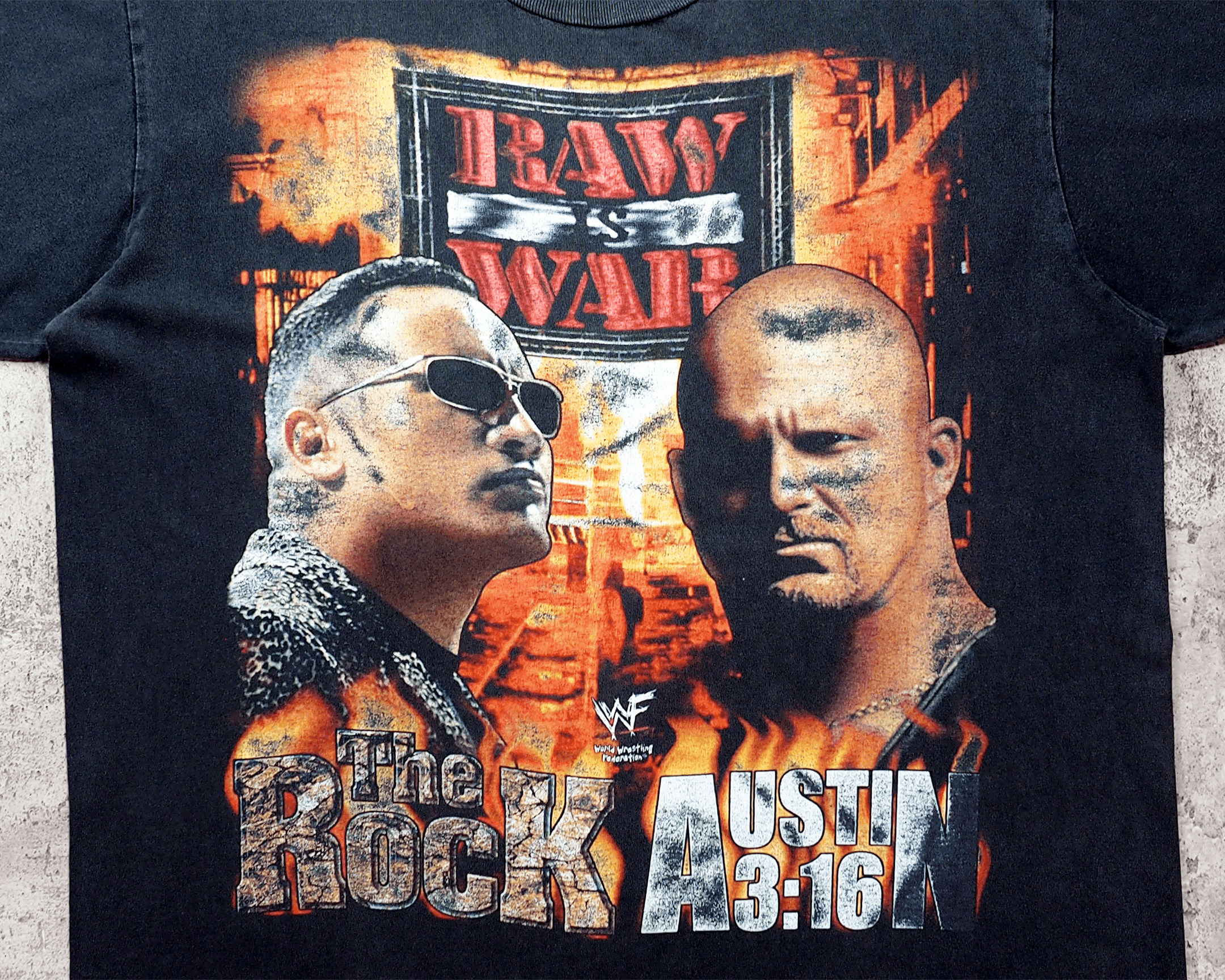 Vintage Vintage 1999 WWF RAW IS WAR The Rock VS Steve Austin Shirt L Size US L / EU 52-54 / 3 - 2 Thumbnail