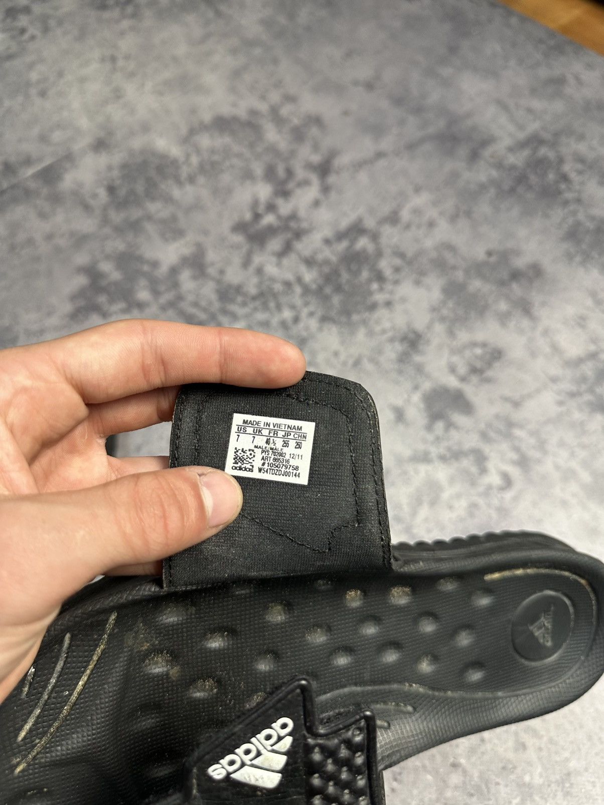Adidas slippers Adidas Vintage Black Rare Size US 7 / EU 40 - 7 Thumbnail