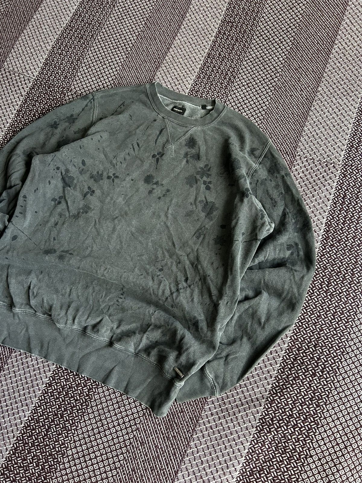 Diesel Vintage Diesel Distressed Sweatshirt Unisex Avantgarde Sz L Size US L / EU 52-54 / 3 - 2 Thumbnail