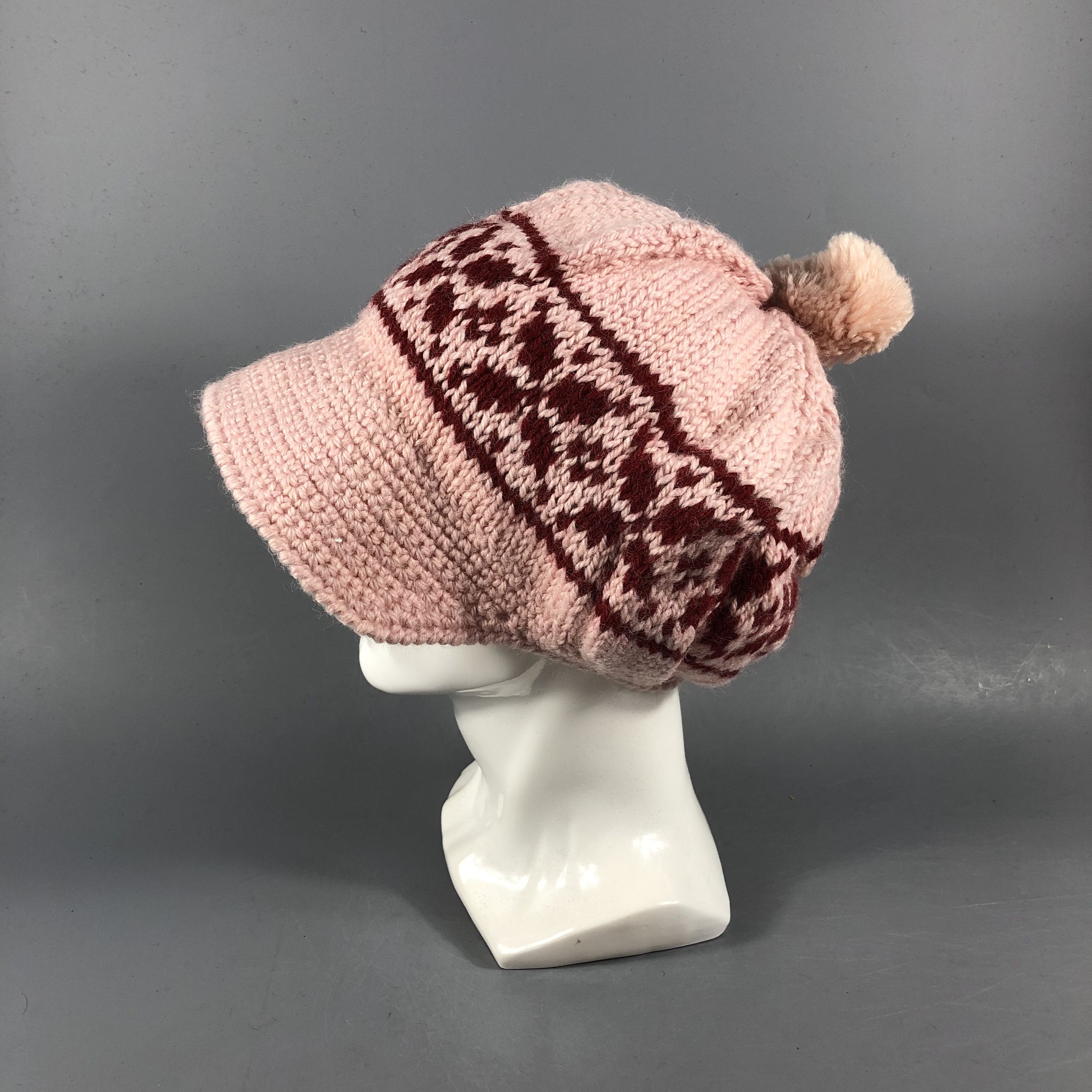 Japanese Brand Unknown Visor Knit Bobble Beanie Snowcap Snow Hat B936 Size ONE SIZE - 1 Thumbnail