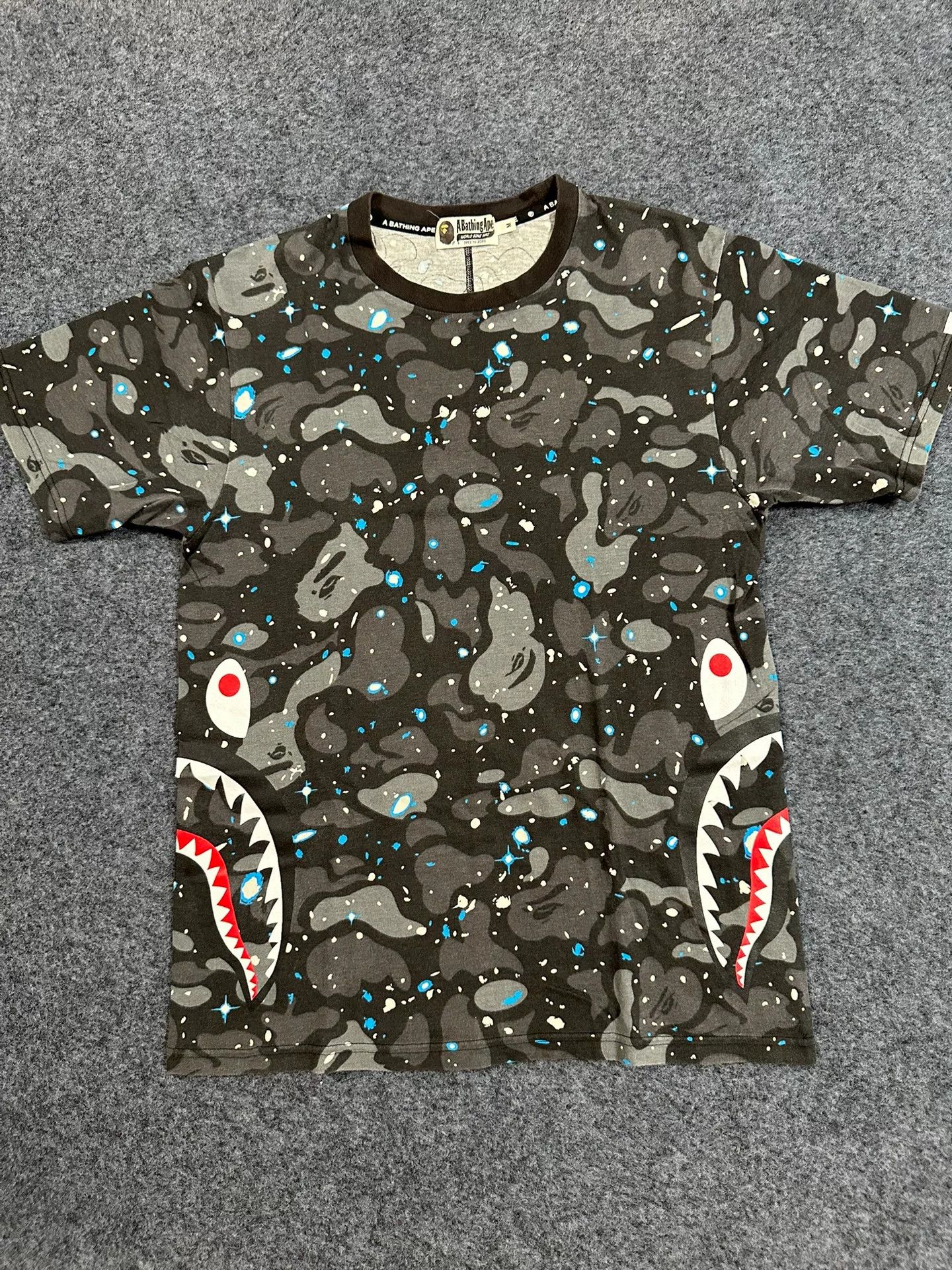 Bape Bape Multi Shark T-Shirt Casual Size US M / EU 48-50 / 2 - 1 Thumbnail