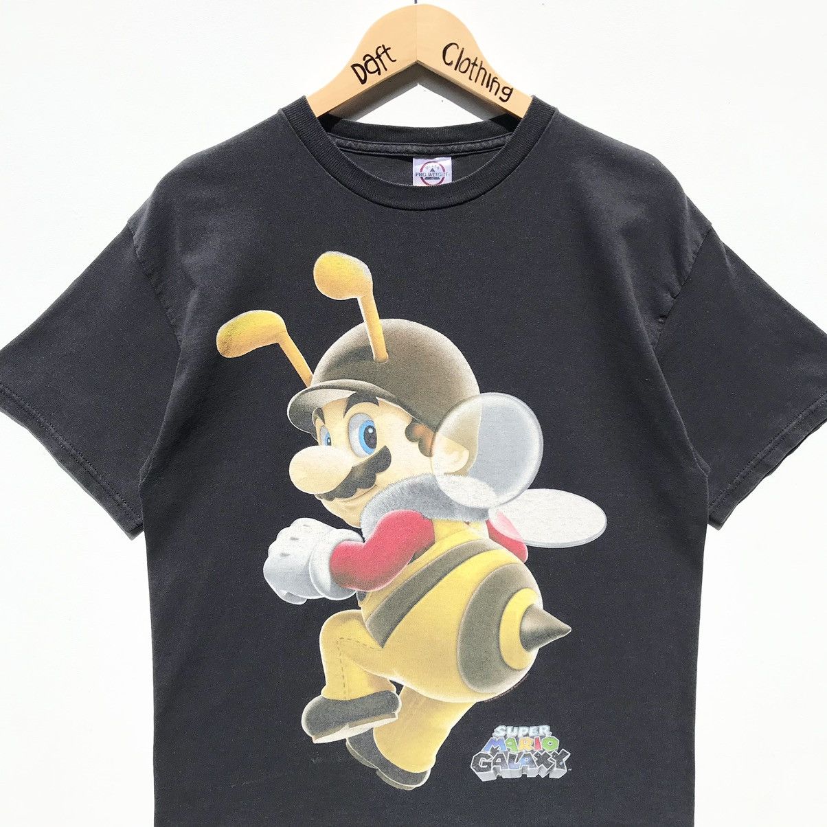 The Game Vintage Super Mario Galaxy Tee Super Mario Games SunFaded Size US M / EU 48-50 / 2 - 7 Thumbnail