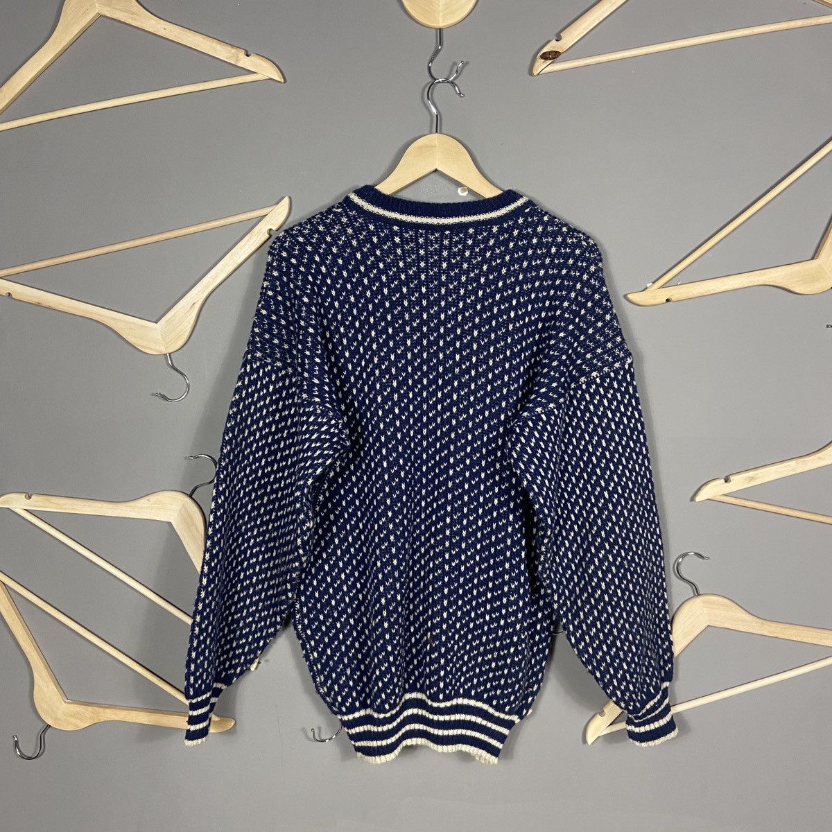 Dale Of Norway Karrson 1980s Norwegian Wool Traditional Knit Sweater Size US XL / EU 56 / 4 - 4 Thumbnail