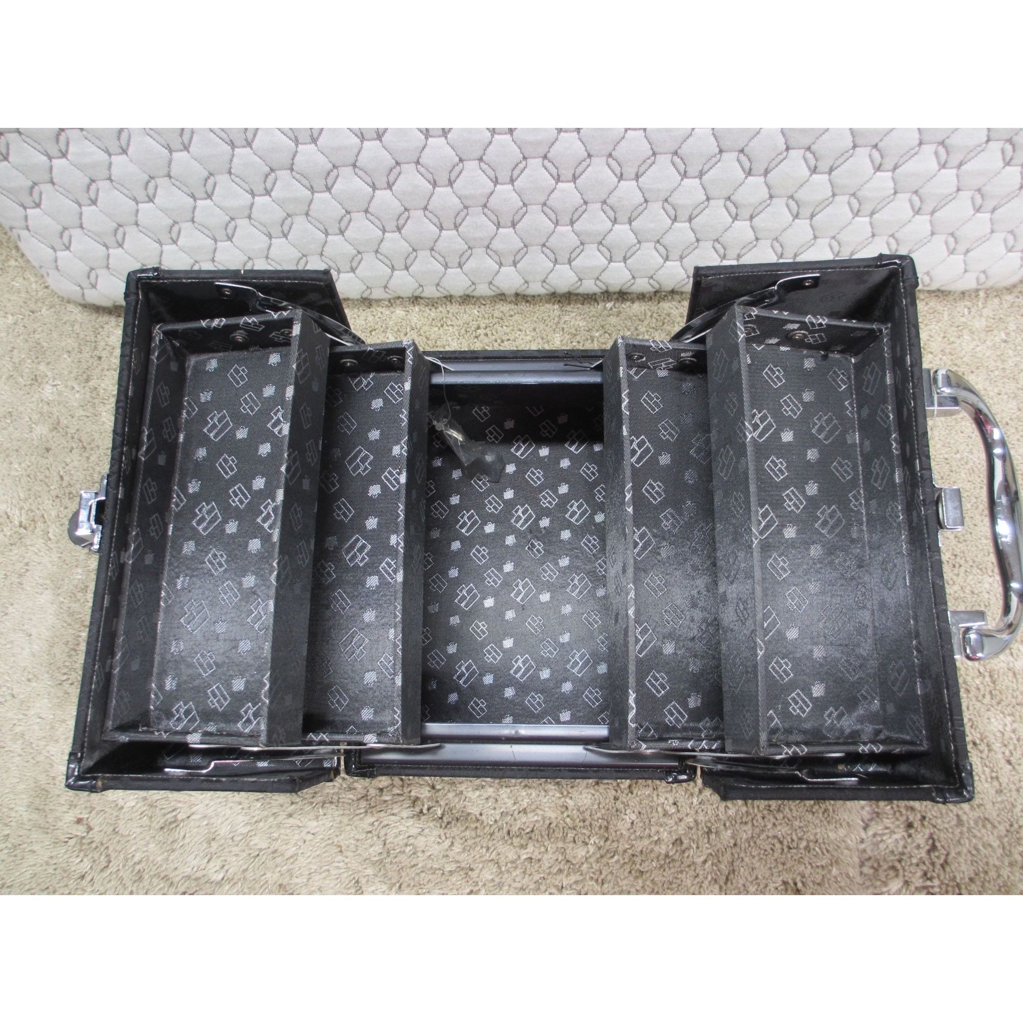 Other Caboodles Black Makeup Train Case With Expanding Trays Size ONE SIZE - 6 Thumbnail