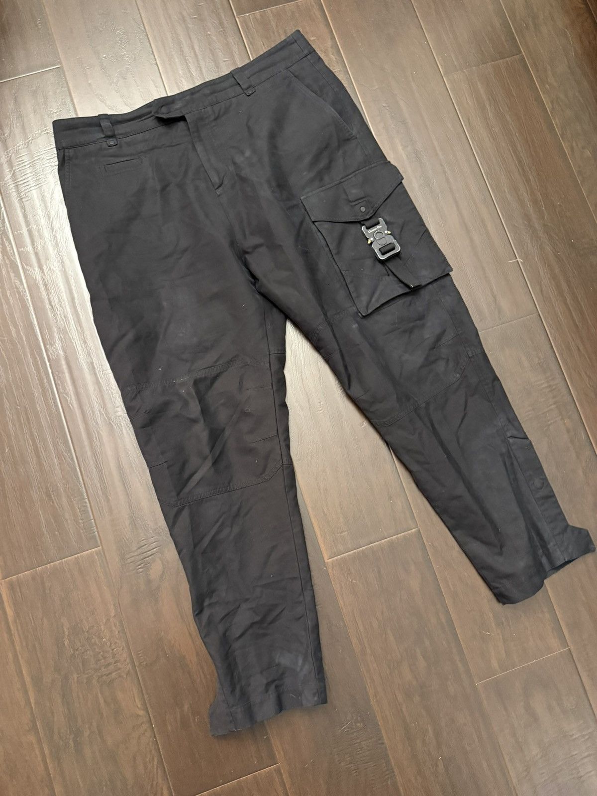 Alyx × Dior Dior x 1017 ALYX 9SM Buckle Cargo Pant - Black Size US 36 / EU 52 - 9 Thumbnail