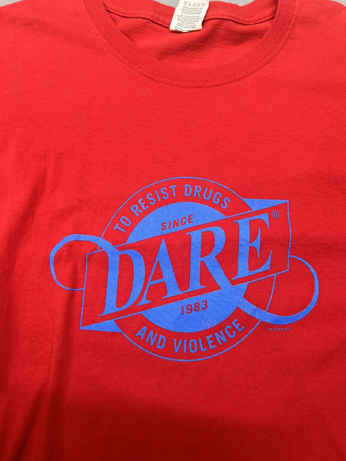 D.A.R.E × Vintage Crazy Vintage Y2K Essential Red D.A.R.E Tee Shirt Size US L / EU 52-54 / 3 - 2 Thumbnail