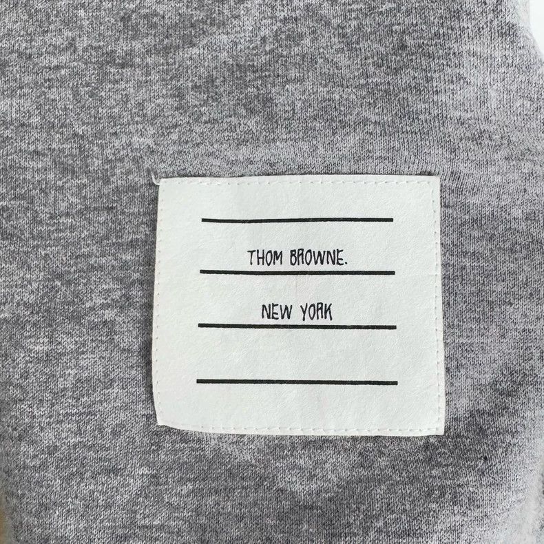 Thom Browne Thom browne Gray four-striped long sleeves 2503-Nextarrow Size US XS / EU 42 / 0 - 2 Thumbnail