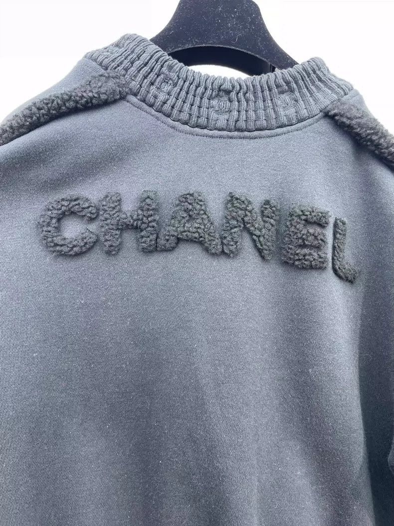 Chanel Chanel Black Teddy Fur Sweatshirt -2505 Size US S / EU 44-46 / 1 - 4 Thumbnail