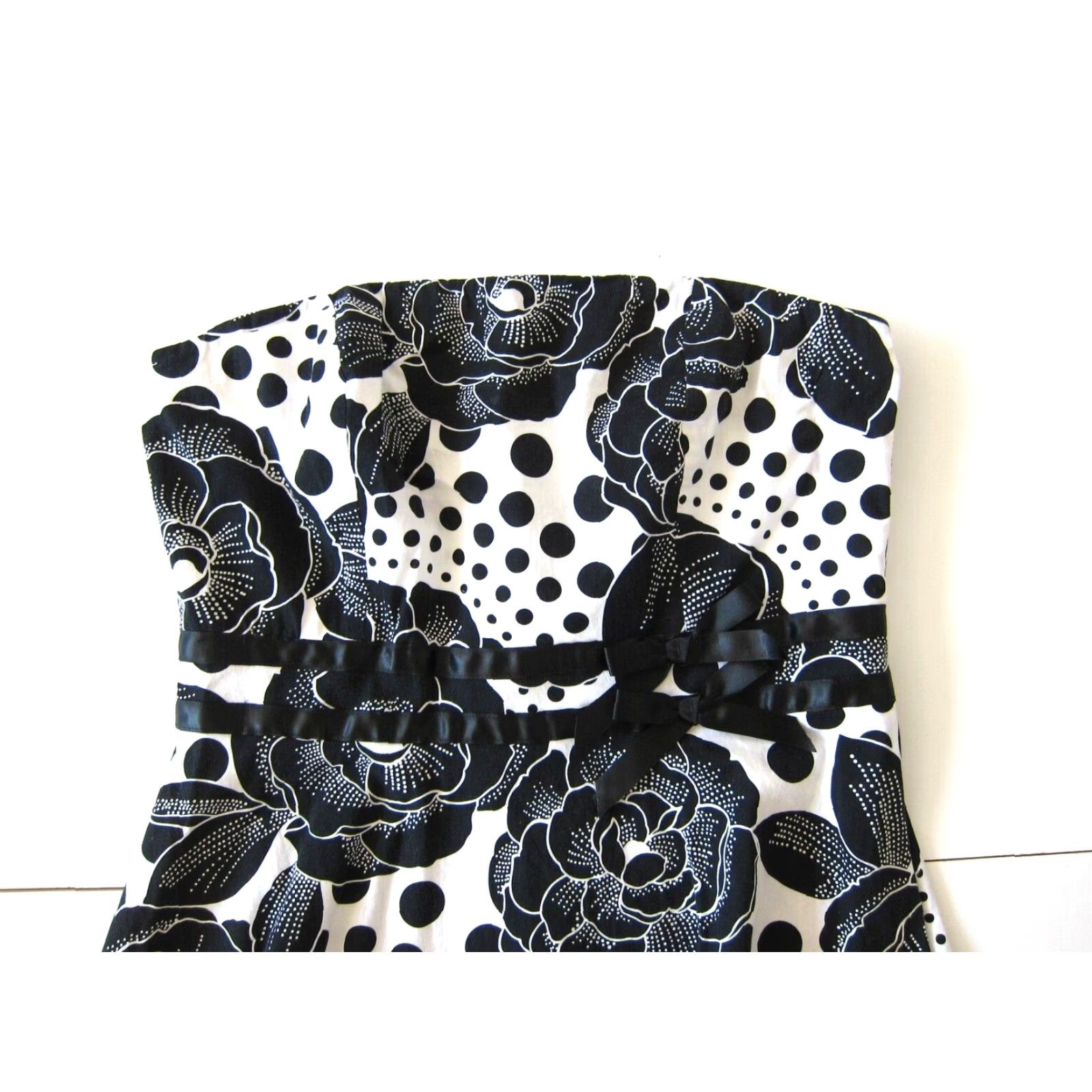 Vintage VINTAGE XOXO Collection Black White Polka Dot Floral Cotton Stretch Strapless Dress 11/L Size L / US 10 / IT 46 - 3 Thumbnail