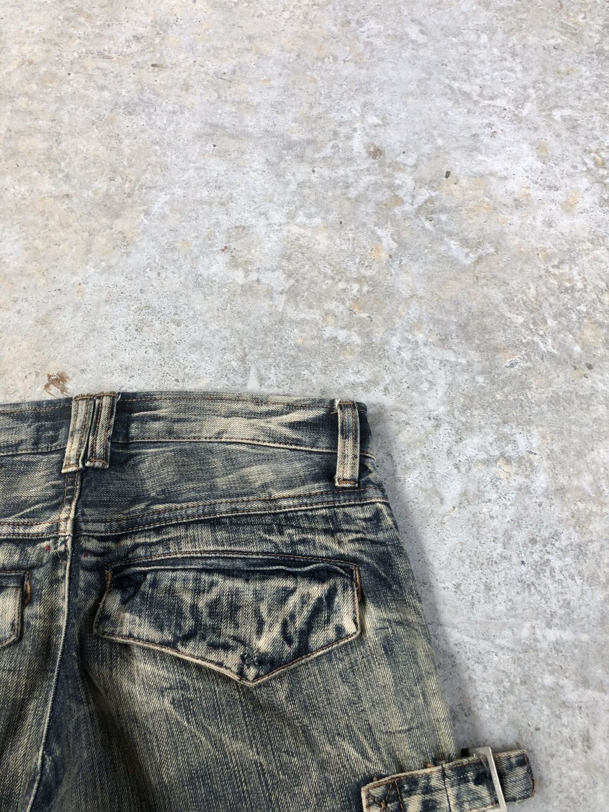 semanticdesign Semantic Design Flared Jeans Multipocket Mudwash Distressed Size US 30 / EU 46 - 17 Thumbnail