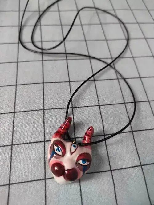 Designer Handmade Three-eyed croissant cat pendant Size ONE SIZE - 4 Thumbnail