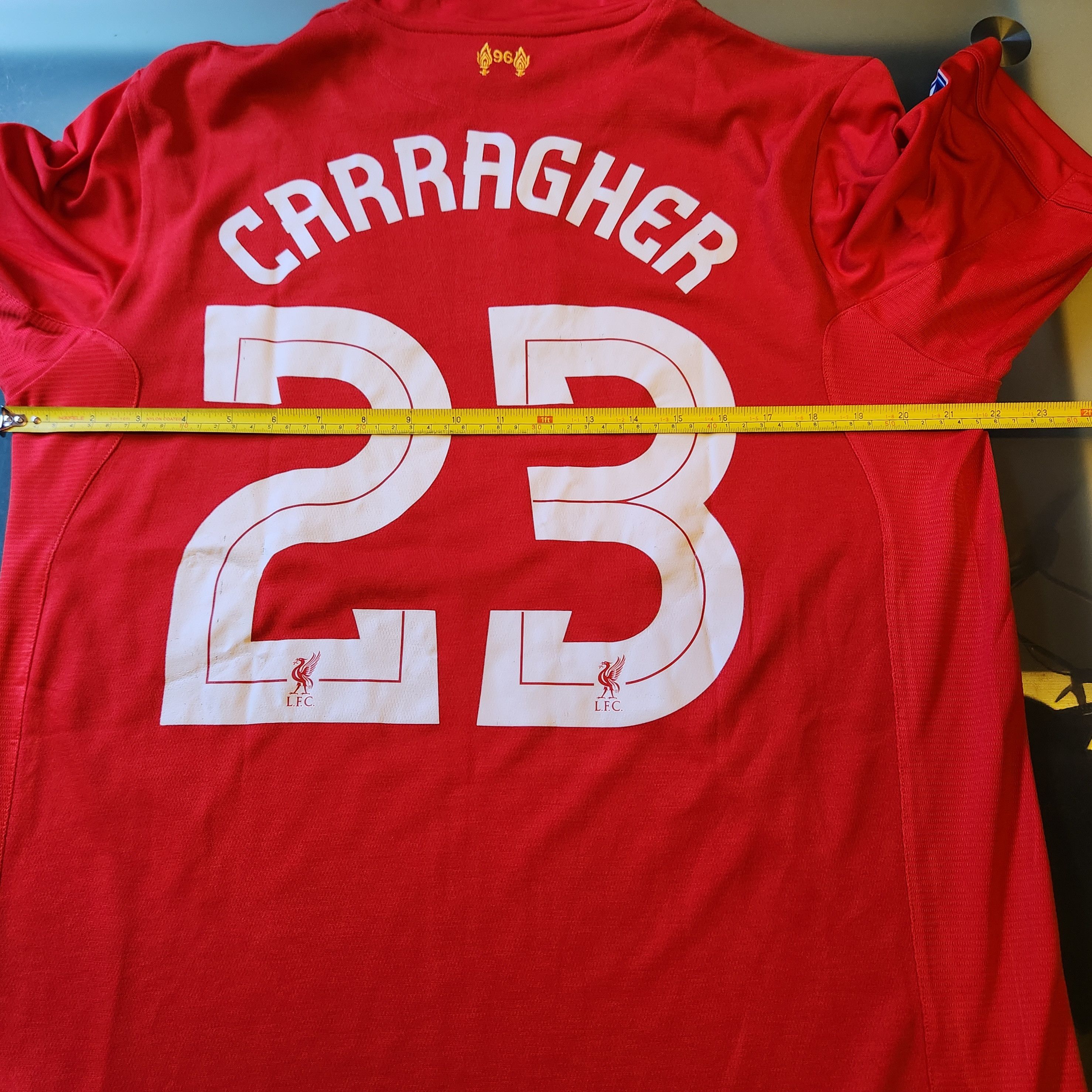 Warrior Authentic Liverpool CARRAGHER 2012-2013 Signed Home Jersey Size US L / EU 52-54 / 3 - 15 Thumbnail