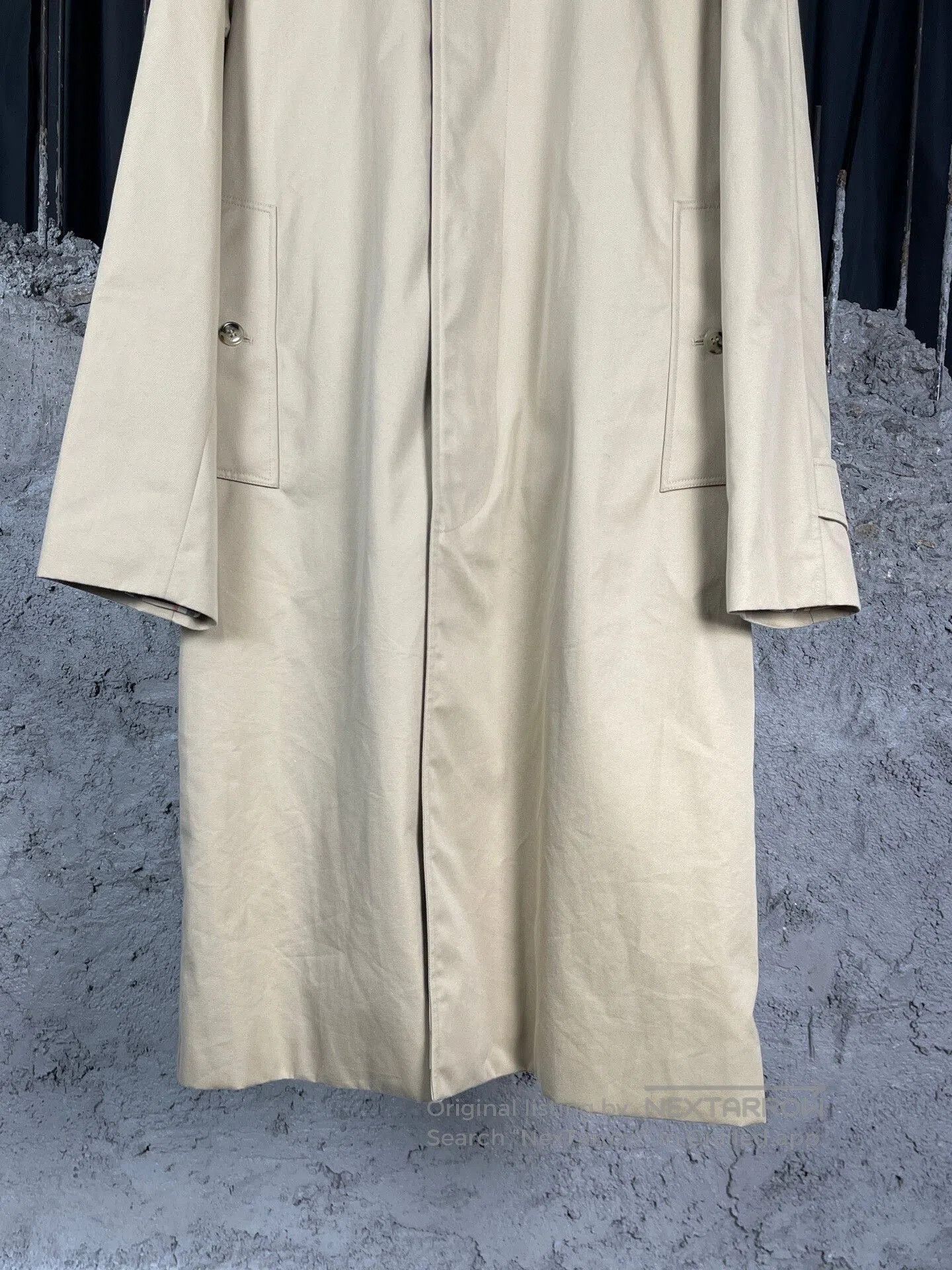 Burberry Burberry Trench Coat. Size US M / EU 48-50 / 2 - 4 Thumbnail
