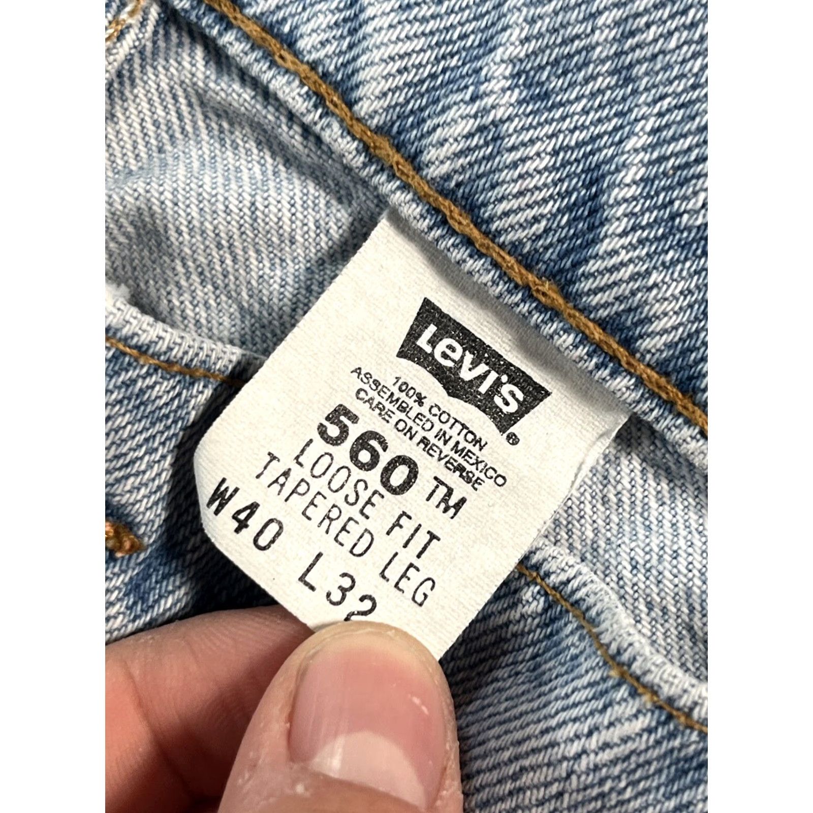 Vintage VINTAGE Levis 560 Jeans Mens 38x32 Blue 560 Loose Fit Tapered Leg Orange Tab 90s Mens jeans Blue 90s Levis Comfort Easy Care USA 5-Pocket Denim Size US 38 / EU 54 - 5 Thumbnail