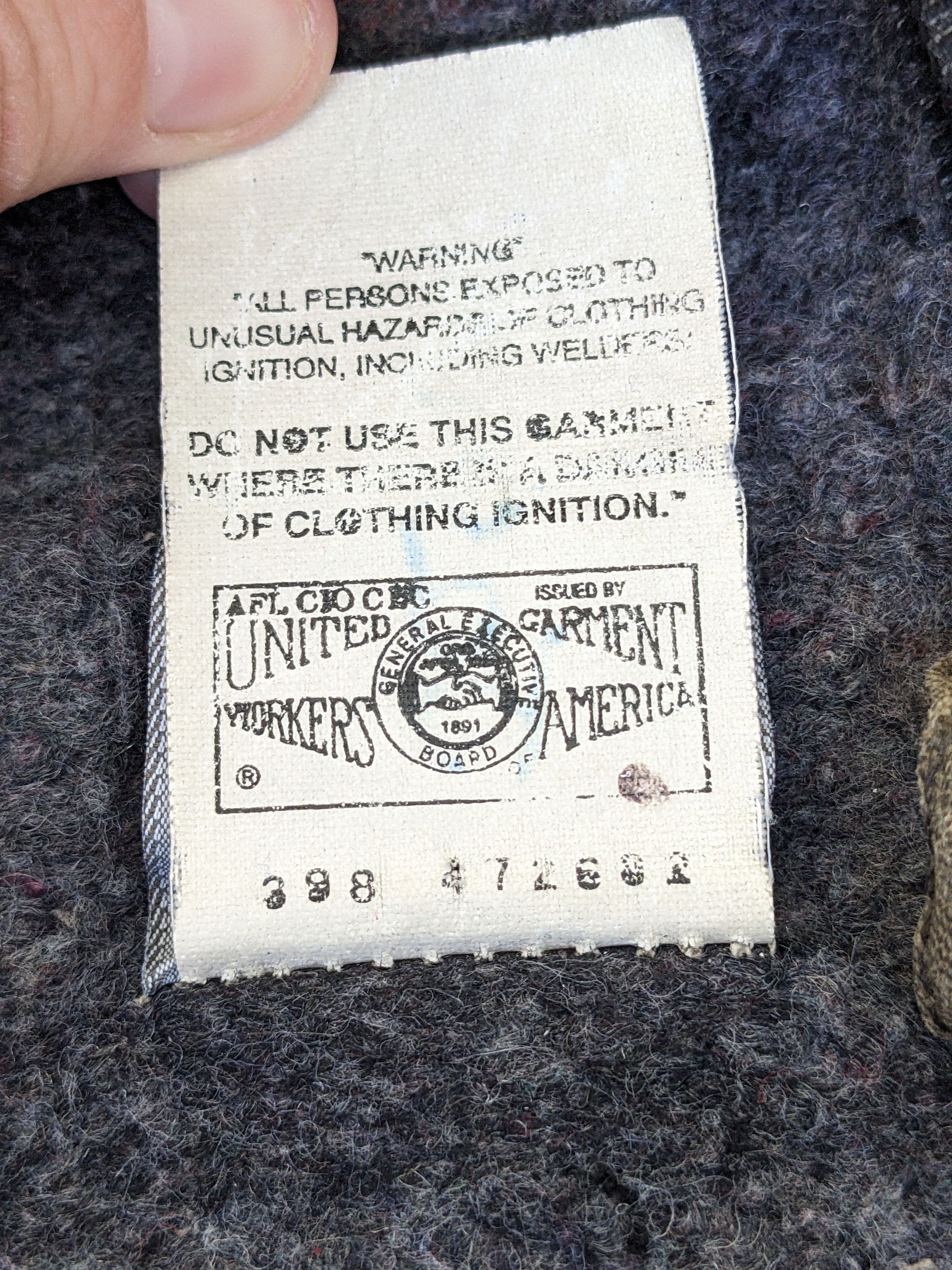 Carhartt × Vintage Vintage 90s Carhartt Chore Coat Tall Union Made in the USA Size US L / EU 52-54 / 3 - 14 Thumbnail