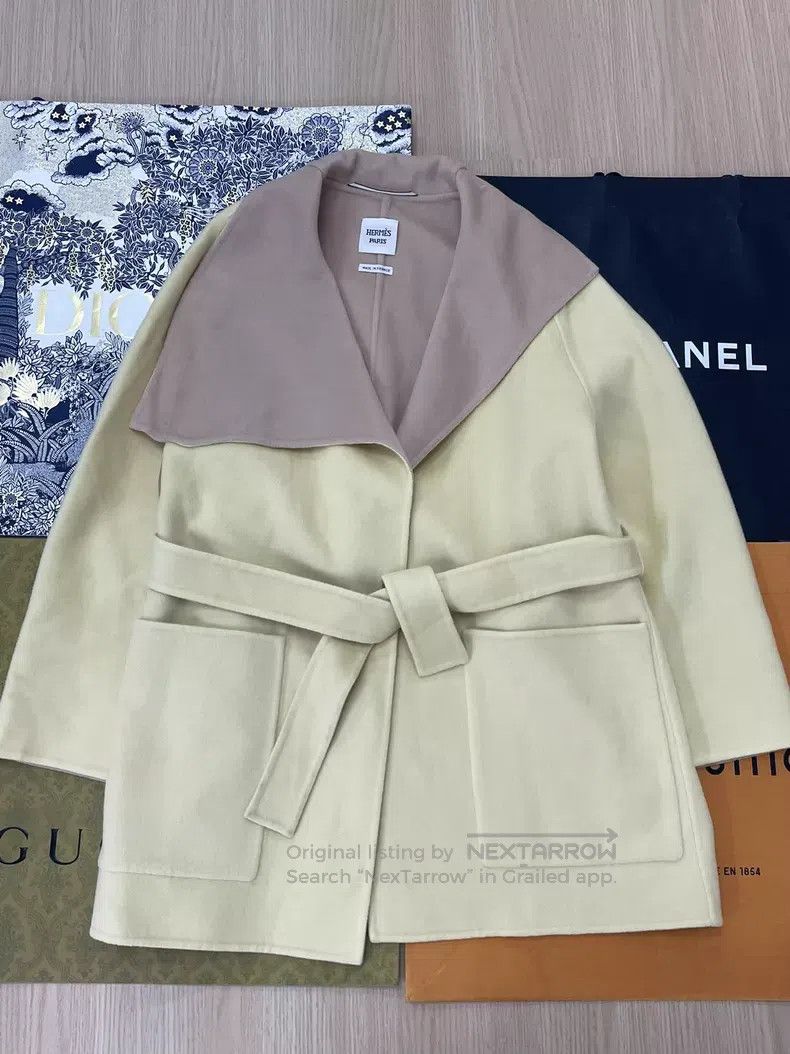 Hermes Hermes Chicken Yellow Color-Blocked Cashmere Overcoat, A B Size XS / US 0-2 / IT 36-38 - 1 Thumbnail