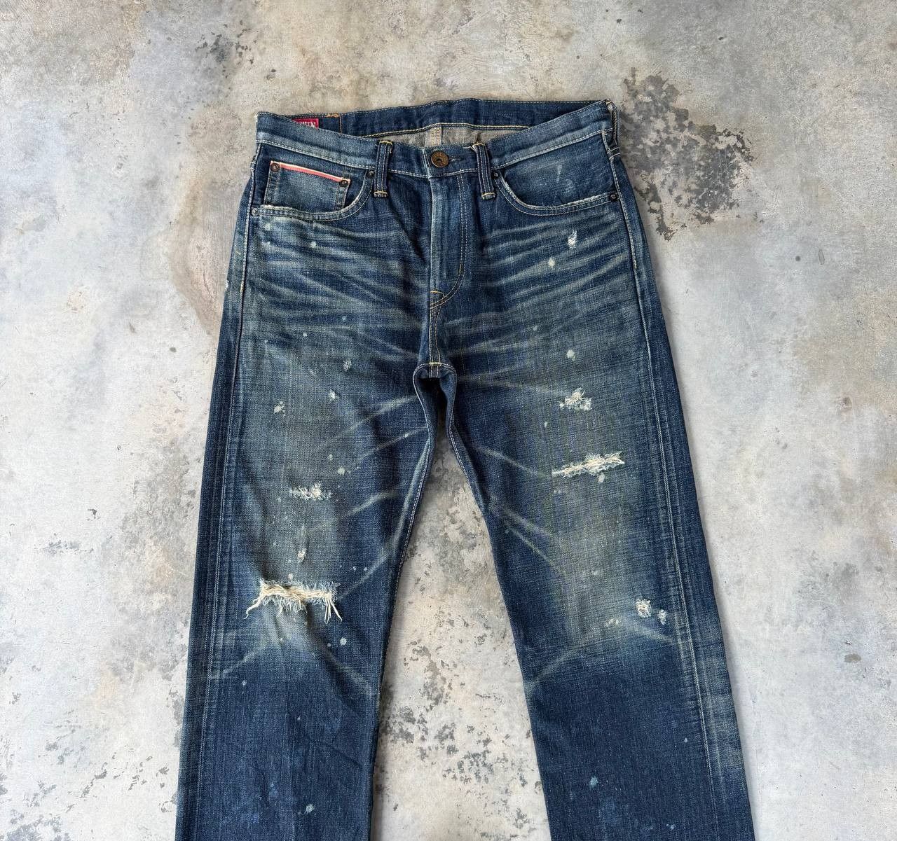 Edwin VINTAGE EDWIN 505ZX BUCKLE BACK REDLINE DISTRESSED HONEYCOMB Size US 30 / EU 46 - 4 Thumbnail
