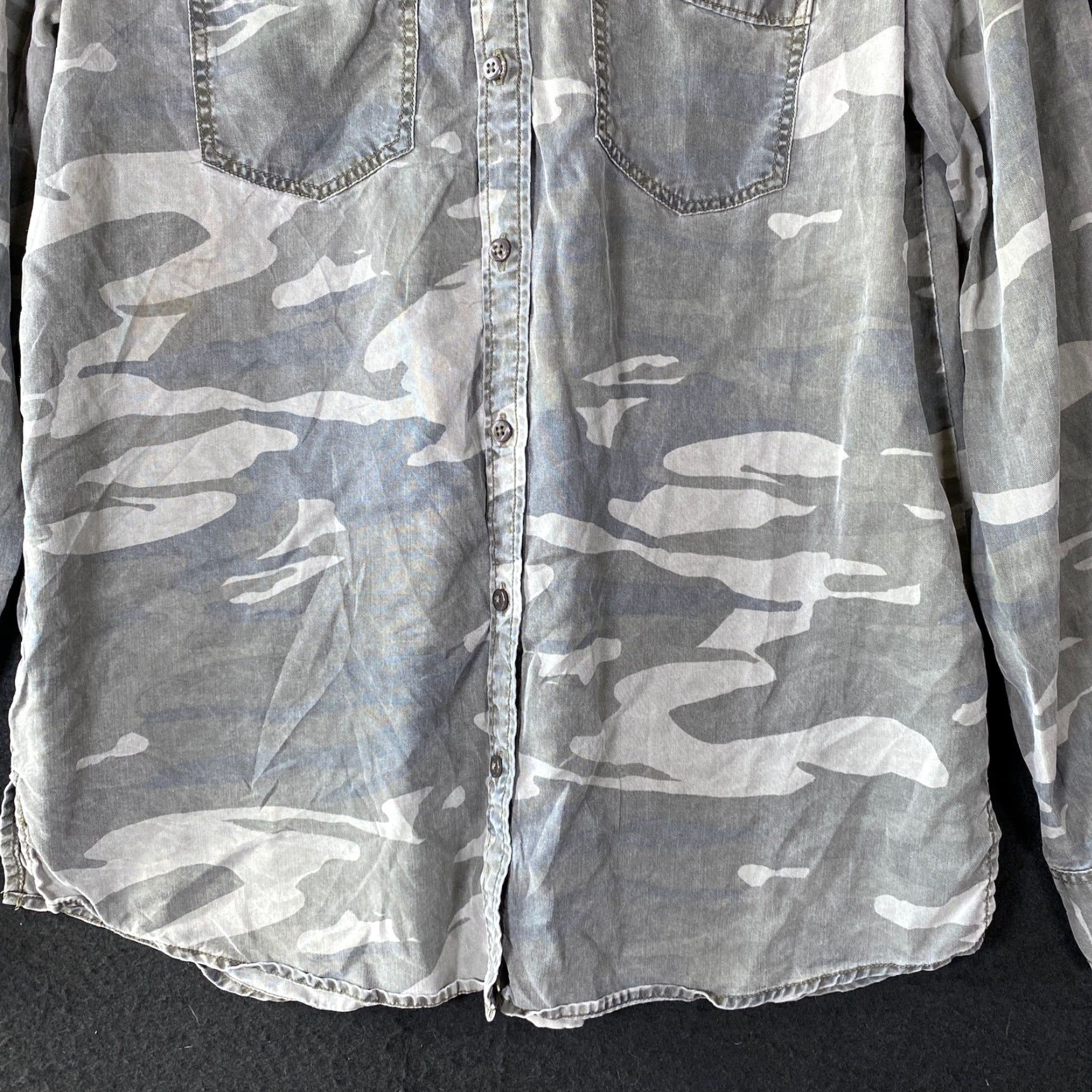 Express Express Womens Shirt Green Camouflage Button Down Long Sleeve Pockets Small Size S / US 4 / IT 40 - 3 Thumbnail