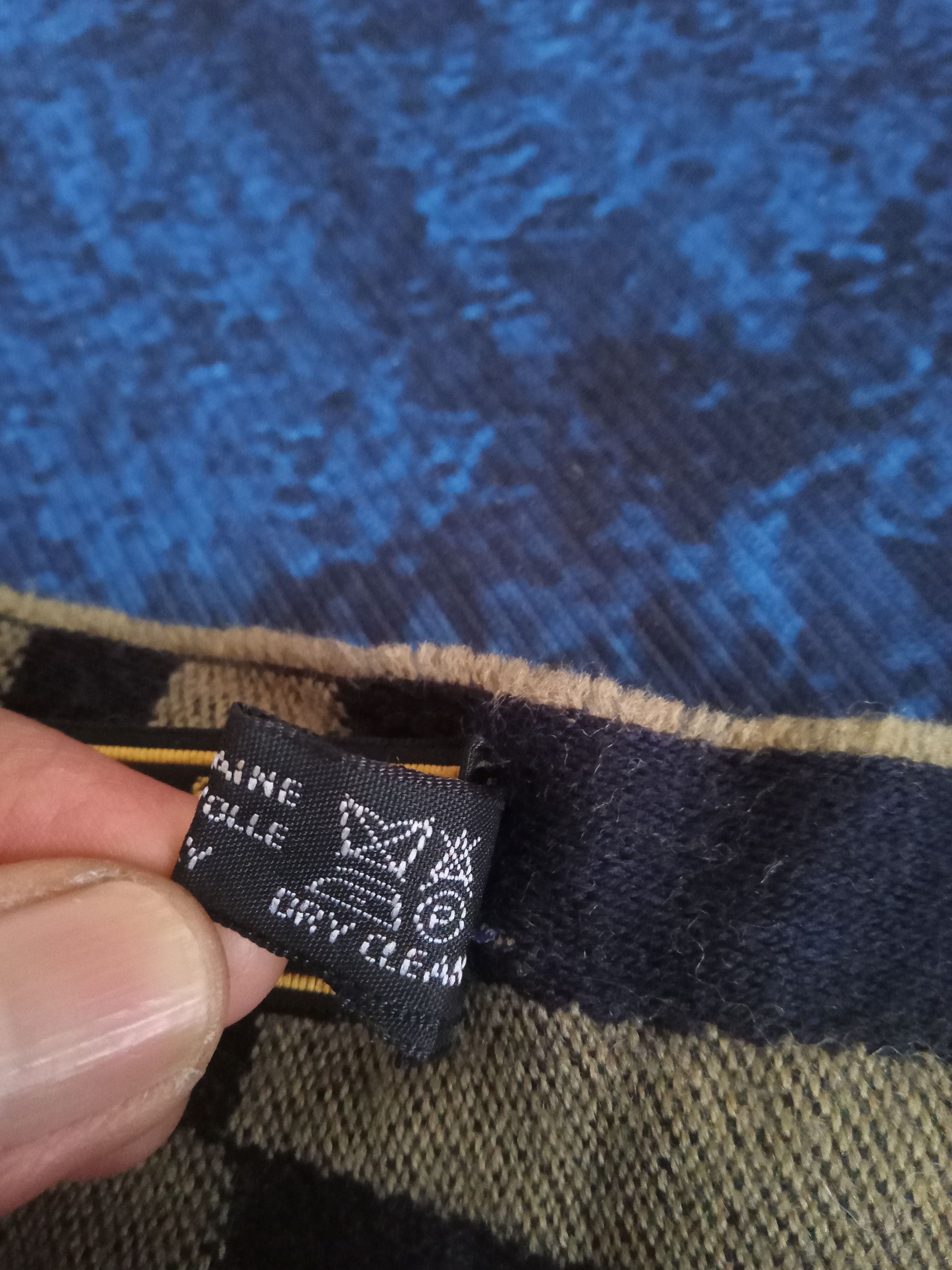 Fendi Fendi Wool Neck Scarf / Muffler Size ONE SIZE - 3 Thumbnail