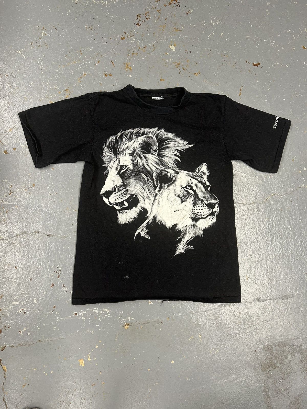 Vintage Crazy Vintage 80s Black Animal Graphic Tee Shirt Harlequin Size US S / EU 44-46 / 1 - 1 Thumbnail