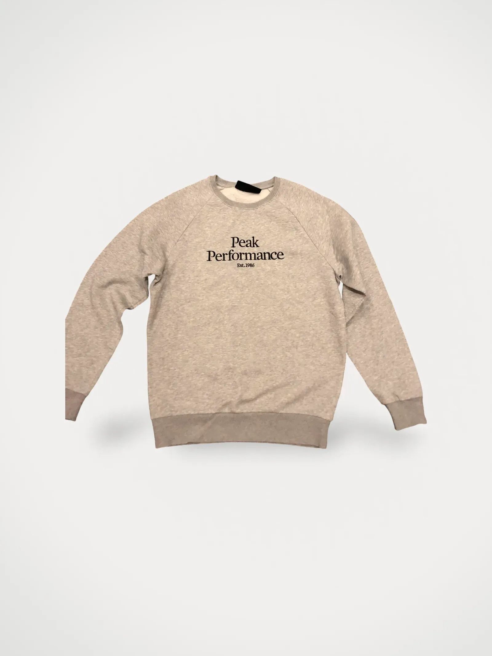 Peak performance logo sweatshirt best sale