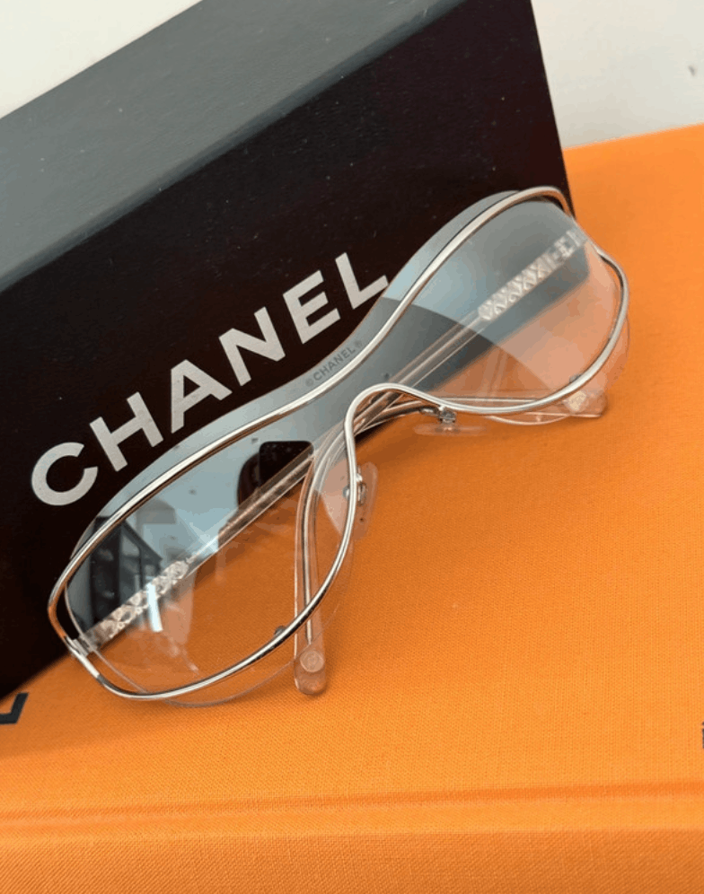 ◆エレガントでお洒落◆ CHANEL パイロットサングラス 【25C】 2025年春夏 アイウェア コレクション – CHANEL Eyewear | CHANEL