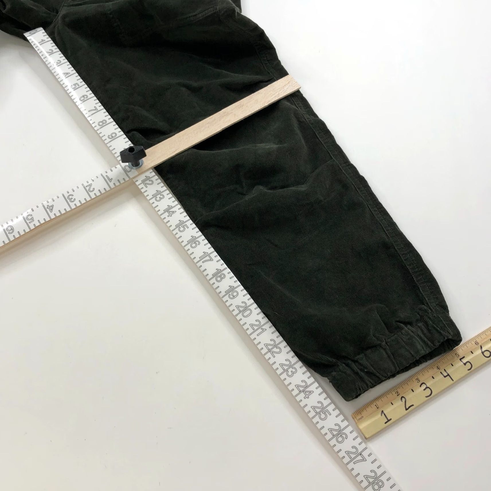 Citizens Of Humanity Citizens Of Humanity 27 (Fit 31W 25L) Mid Rise Corduroy Jogger Pants Green HRJ Size 27" / US 4 / IT 40 - 3 Thumbnail