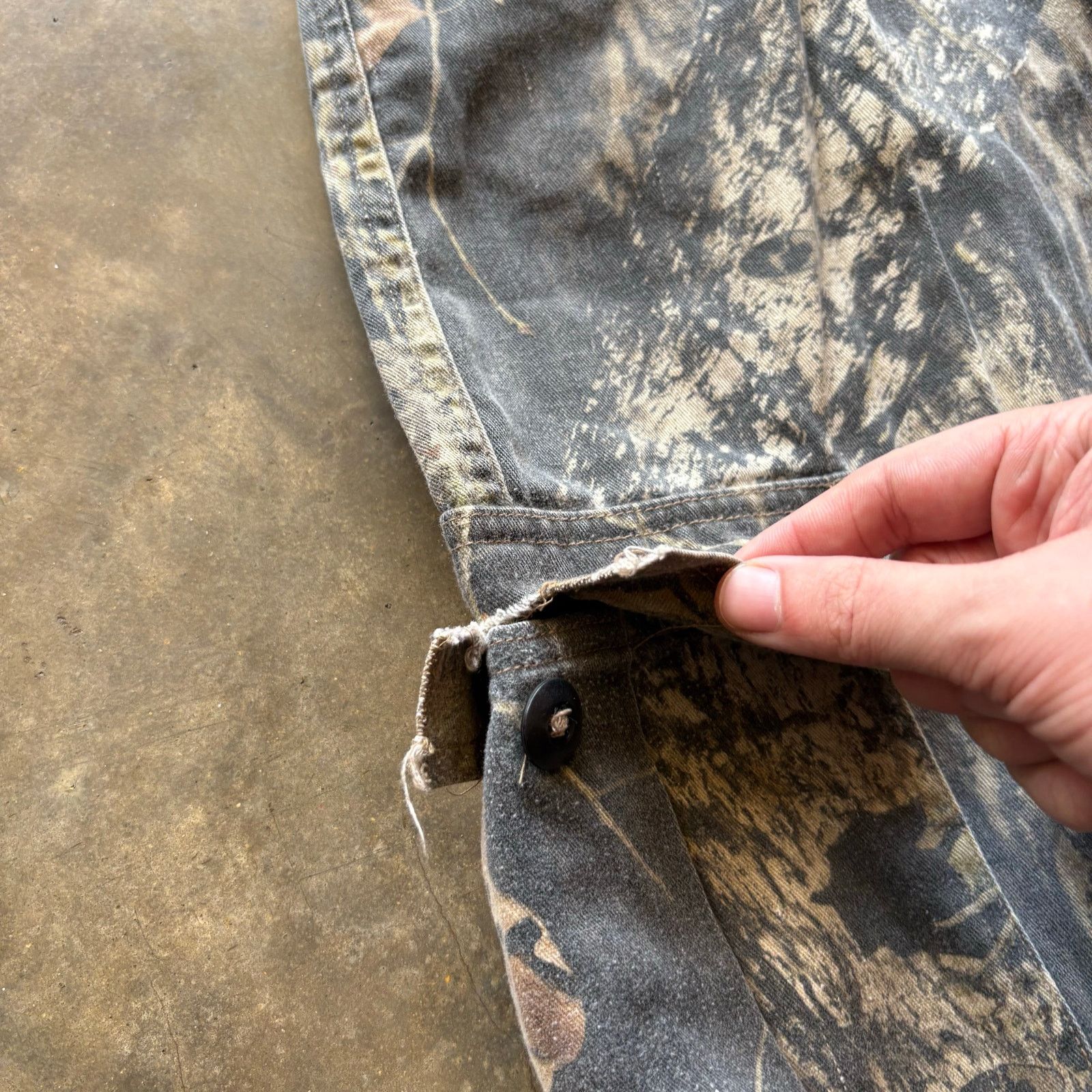 Mossy Oaks × Vintage Vintage 90s Mossy Oaks Distressed Faded Camo Pants Size US 38 / EU 54 - 3 Thumbnail