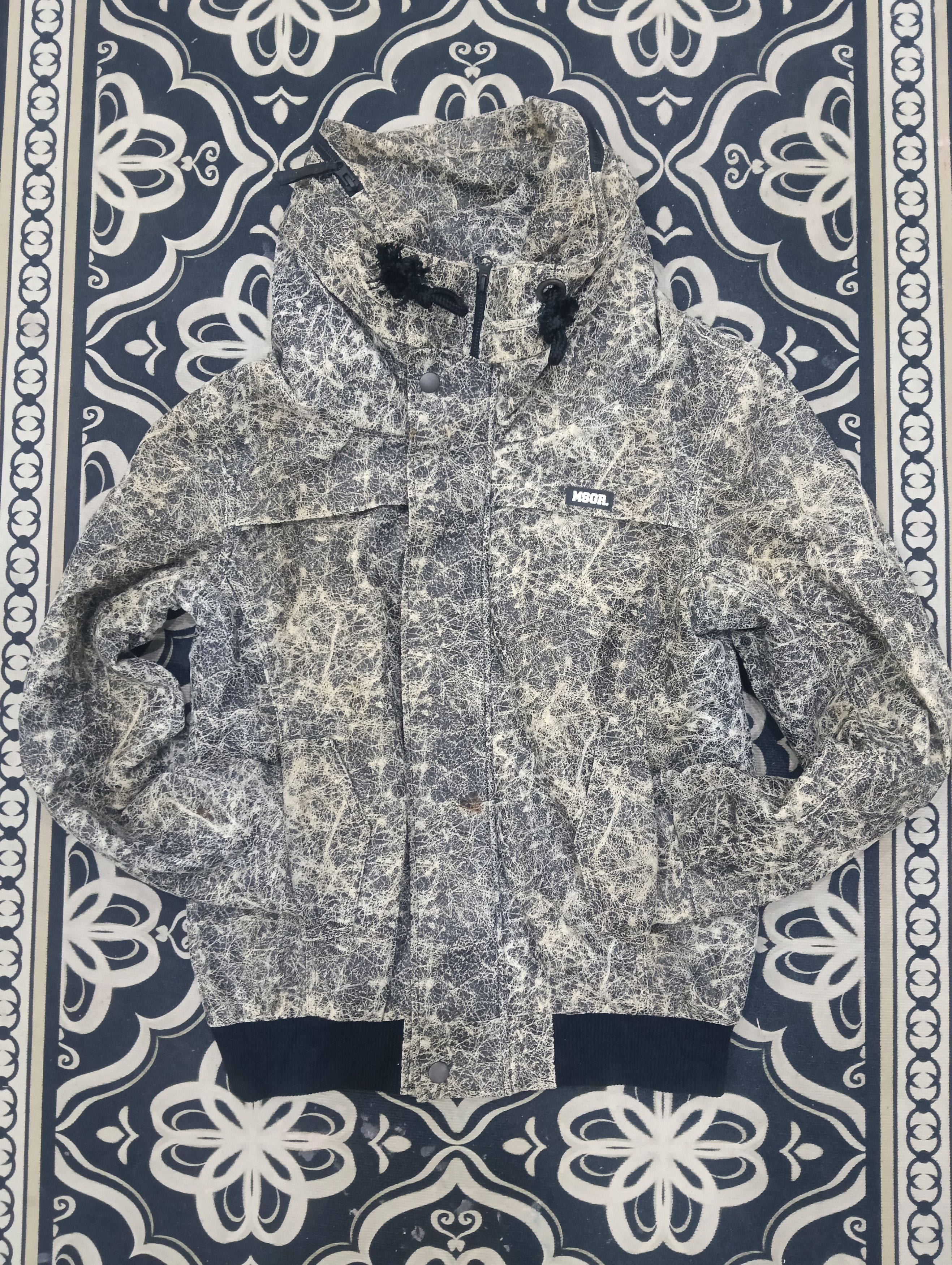 Le Grande Bleu (L.G.B.) Limited MSGR Japan Brand Like Bondage Crackled Style Size US L / EU 52-54 / 3 - 2 Thumbnail