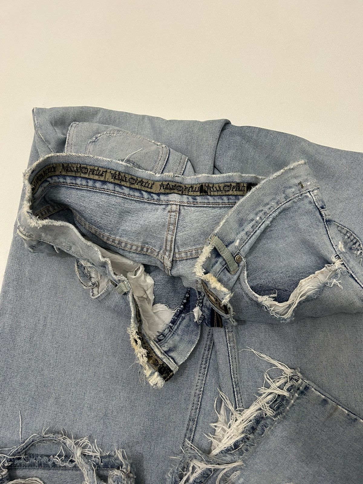 Marc Buchanan × Pelle Pelle Pele Pele Marc Buchanan Distressed Beggy Jeans Size US 36 / EU 52 - 13 Thumbnail