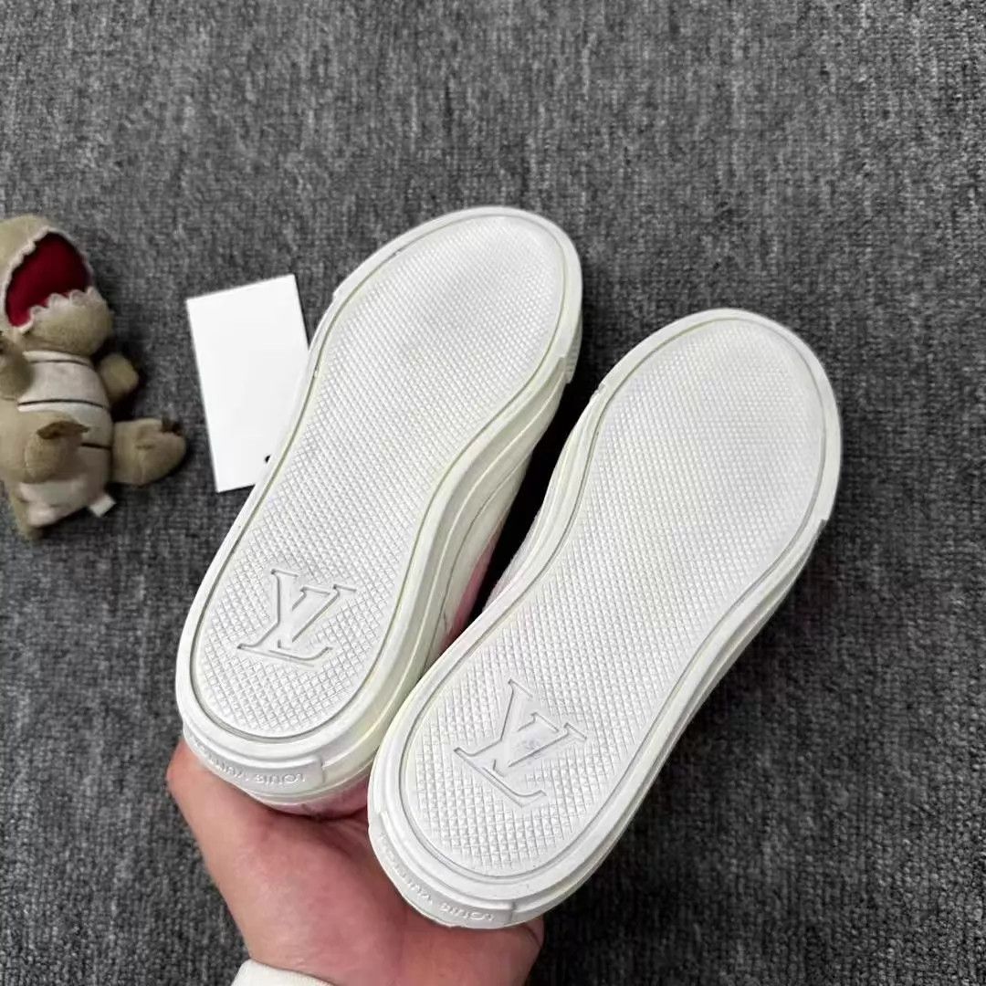Louis Vuitton LV Pink Monogram Canvas Sneakers EU 35 99 New Size US 4.5 / IT 34.5 - 6 Thumbnail