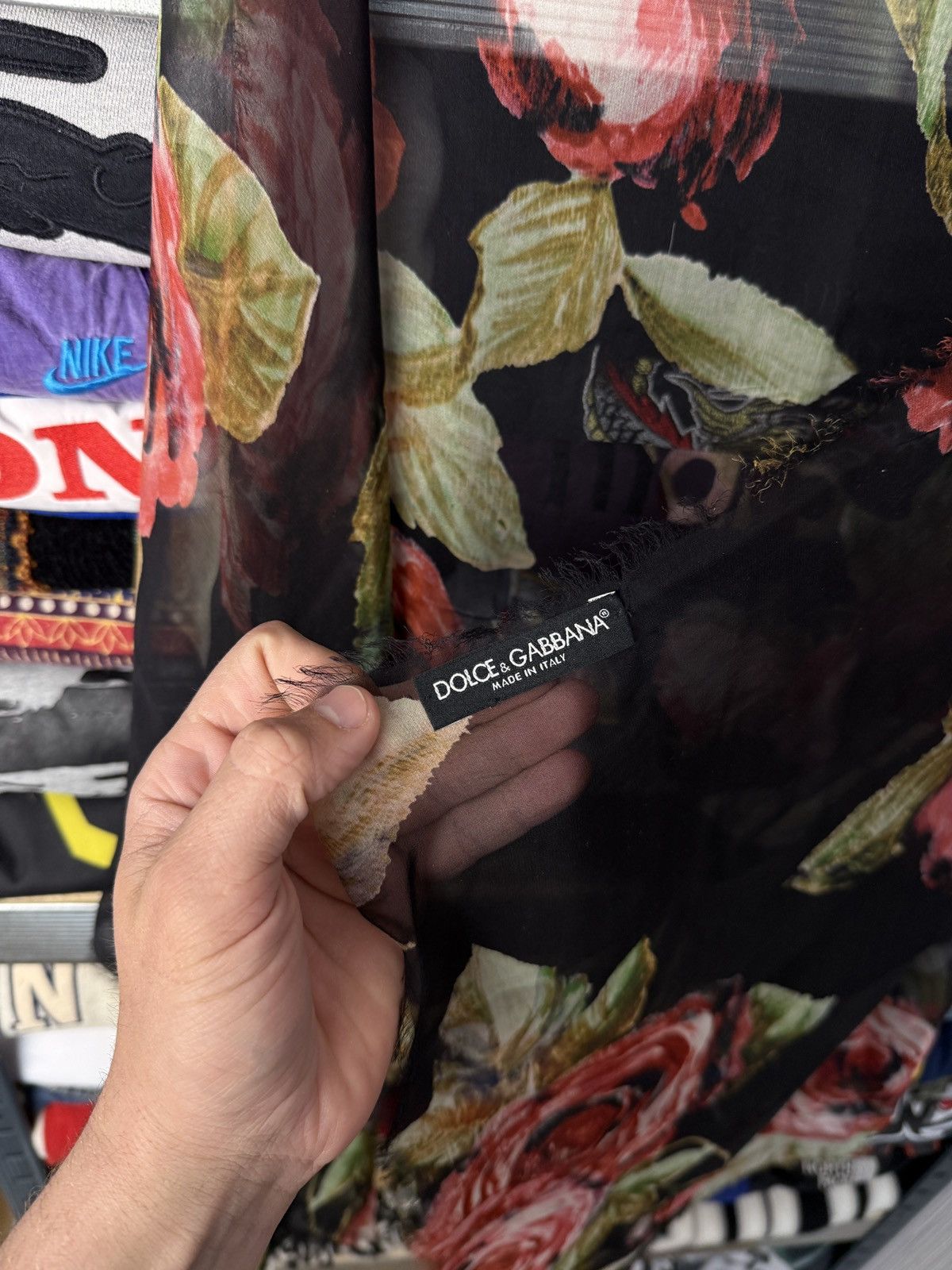 Dolce & Gabbana Dolce Gabbana silk scarf Rose 🌹 Size ONE SIZE - 6 Thumbnail