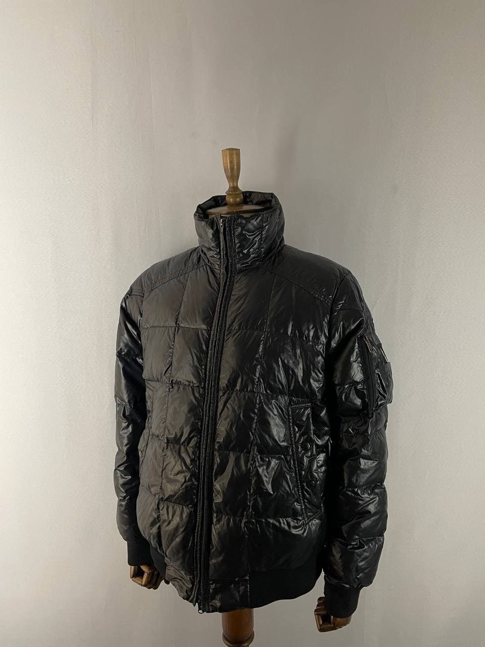 Moncler Moncler Down Jacket Black Size US L / EU 52-54 / 3 - 1 Thumbnail