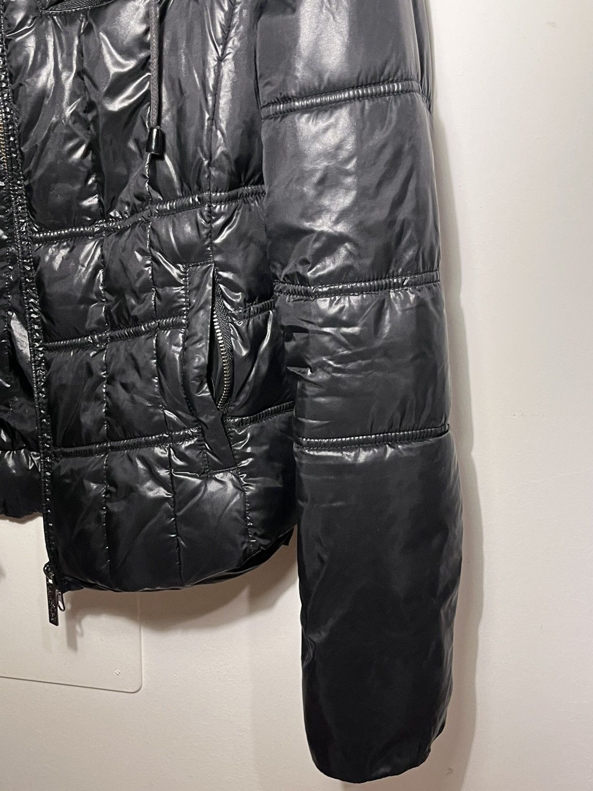 Armani Collezioni Armani jeans black puffer jacket Size M / US 6-8 / IT 42-44 - 6 Thumbnail
