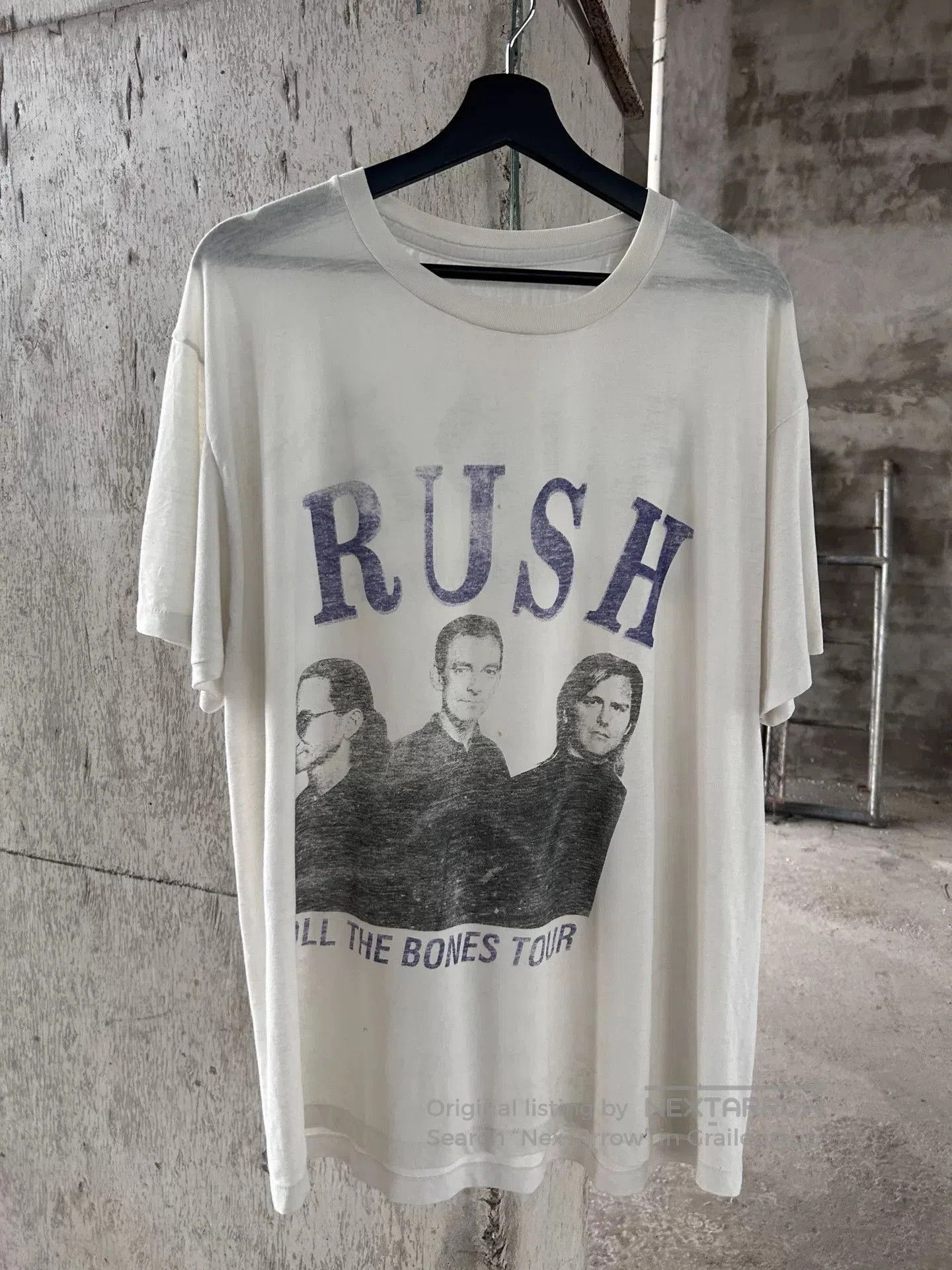Vintage Vintage Rush 90s Band Short Sleeve Tee. Size US M / EU 48-50 / 2 - 3 Thumbnail