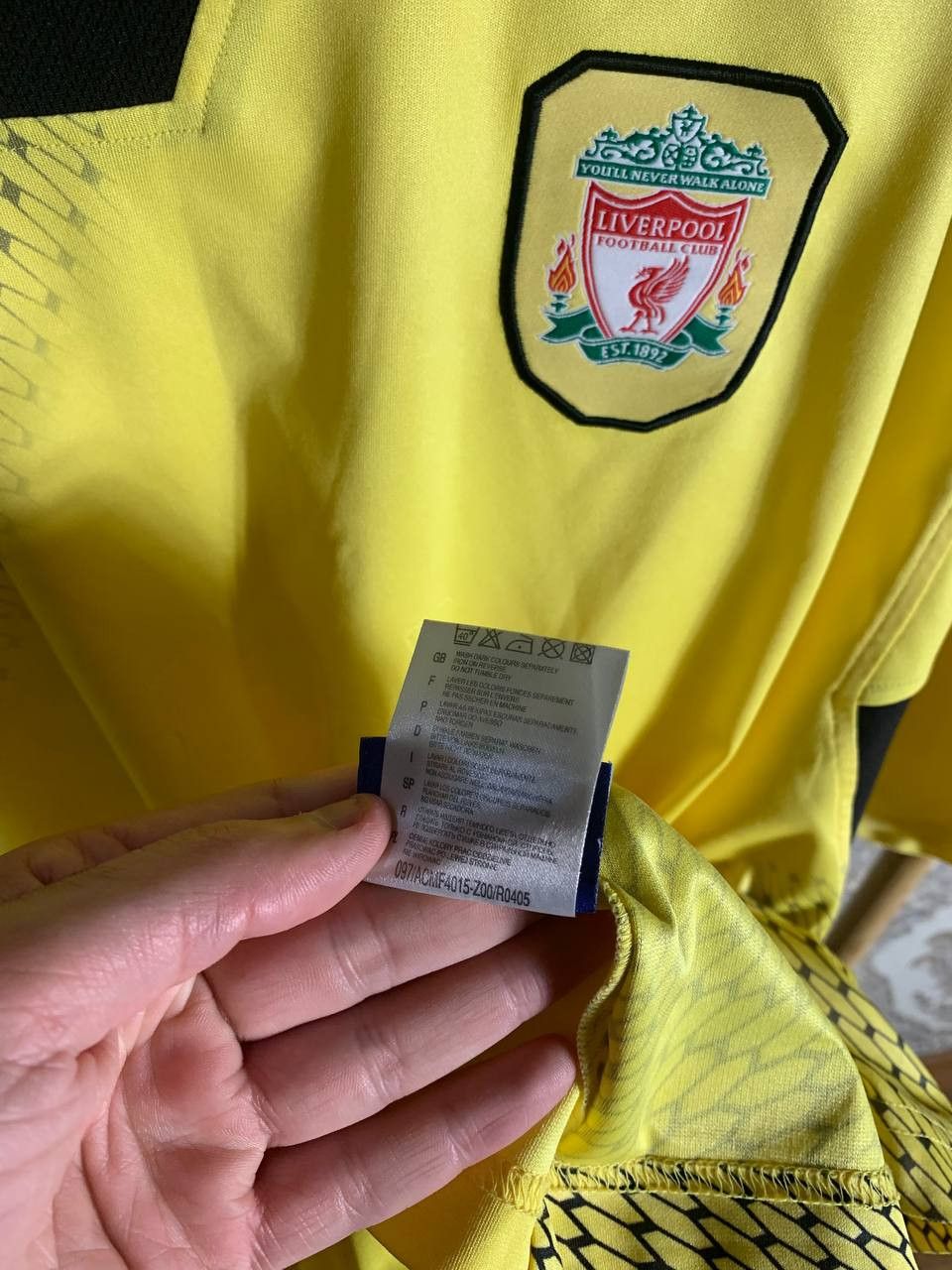 Reebok Vintage Reebok FC Liverpool England Soccer Jersey Retro Size US XXL / EU 58 / 5 - 8 Thumbnail