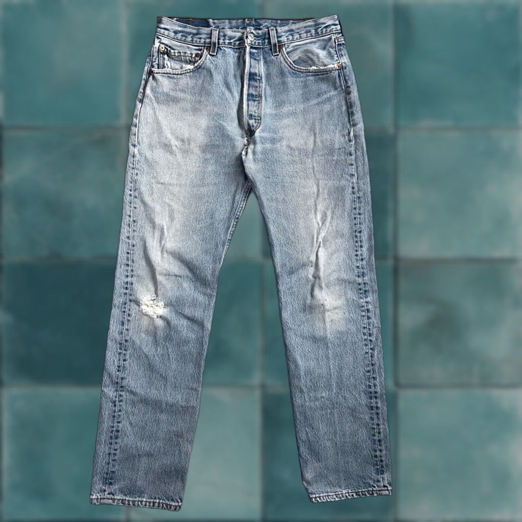 Levi's VINTAGE Levi's 501 Straight Leg Jeans 34x36 Light Wash 90s Mens Size US 34 / EU 50 - 1 Thumbnail
