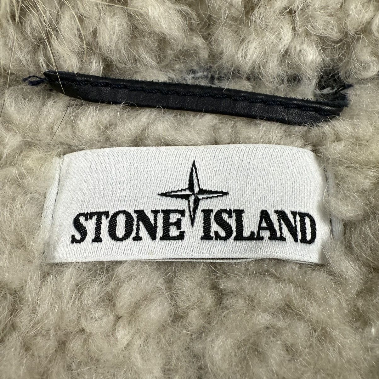 Stone Island Stone Island Hand Painted Sheepskin Fur Shearling Jacket Size US XXL / EU 58 / 5 - 10 Thumbnail