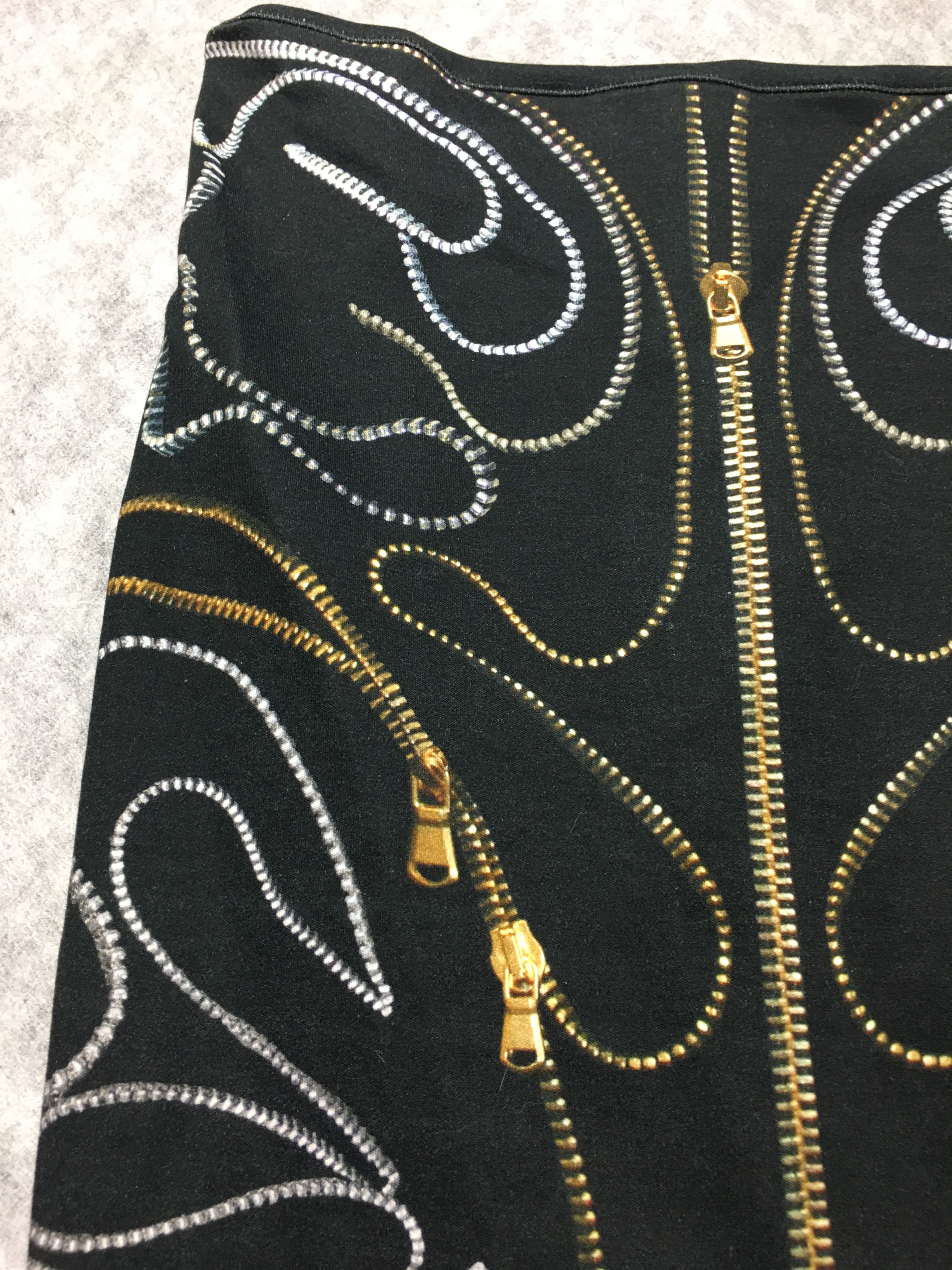 Alexander McQueen Alexander McQueen Vintage Zipper Print Stretch Skirt Size L Size 32" / US 10 / IT 46 - 6 Thumbnail