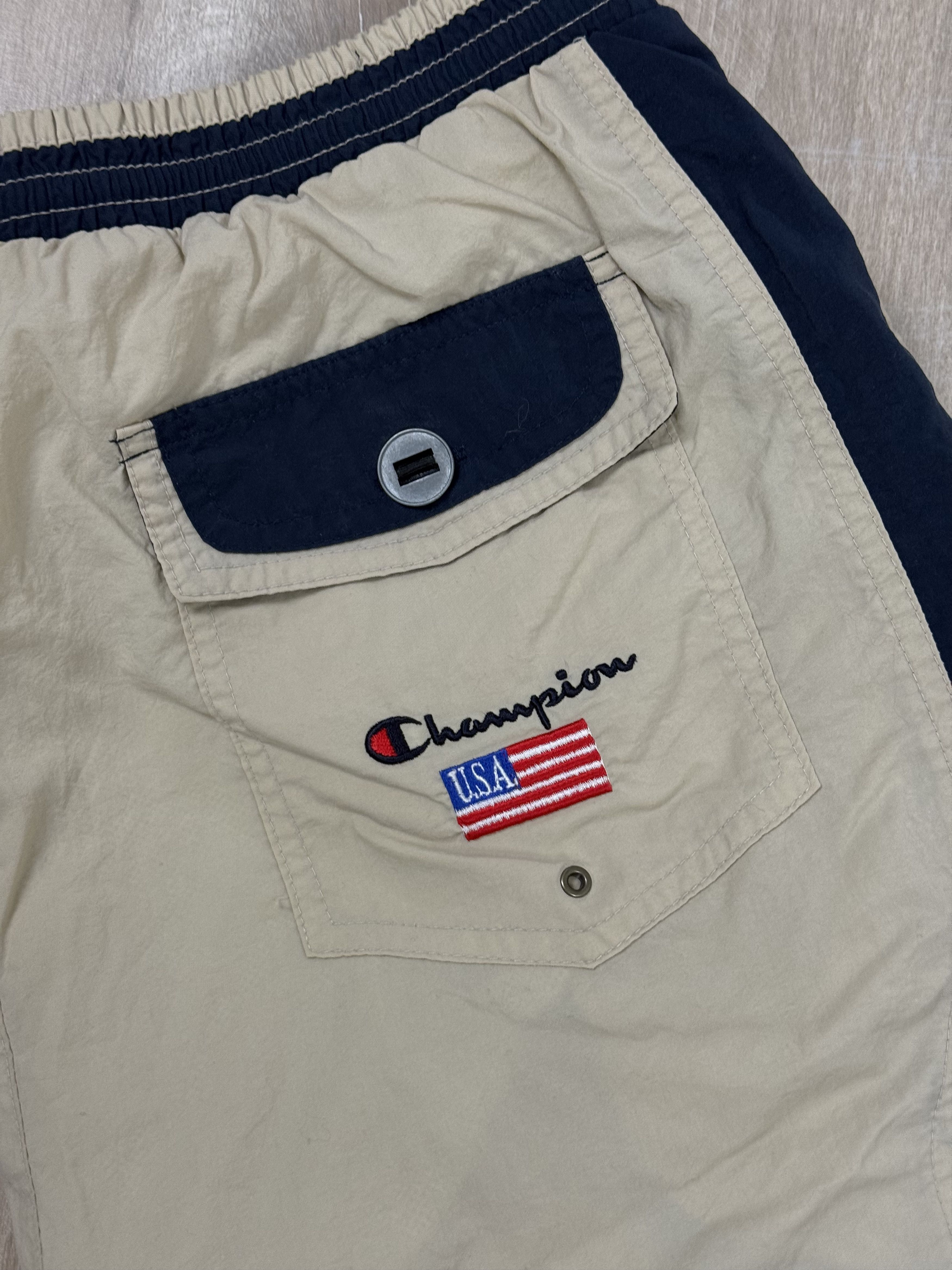 Champion Vintage 90s Champion USA Swimming Shorts Size US 38 / EU 54 - 6 Thumbnail