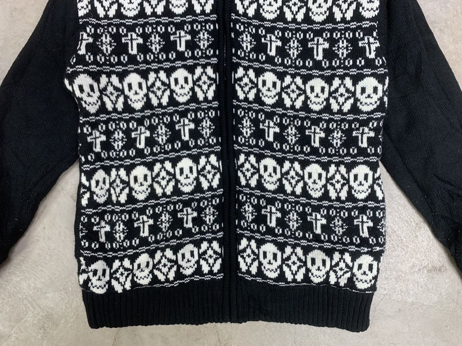 Japanese Brand Vintage Skull Cross Generate Original Garments Knitwear Size US L / EU 52-54 / 3 - 2 Thumbnail