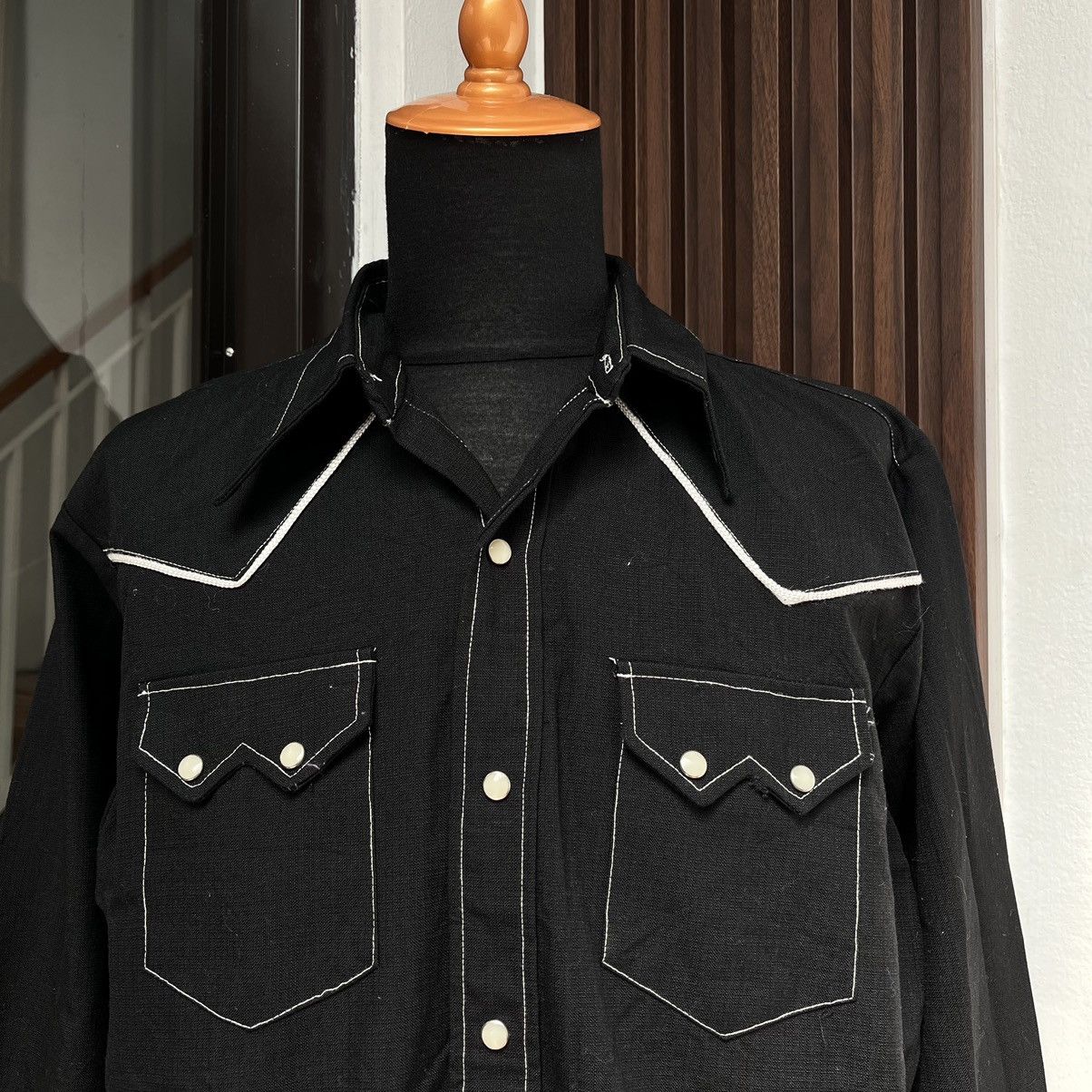 Cowboy Equipment Dead Stock 70s DEE-CEE Western Snap Button Shirt Size US L / EU 52-54 / 3 - 4 Thumbnail