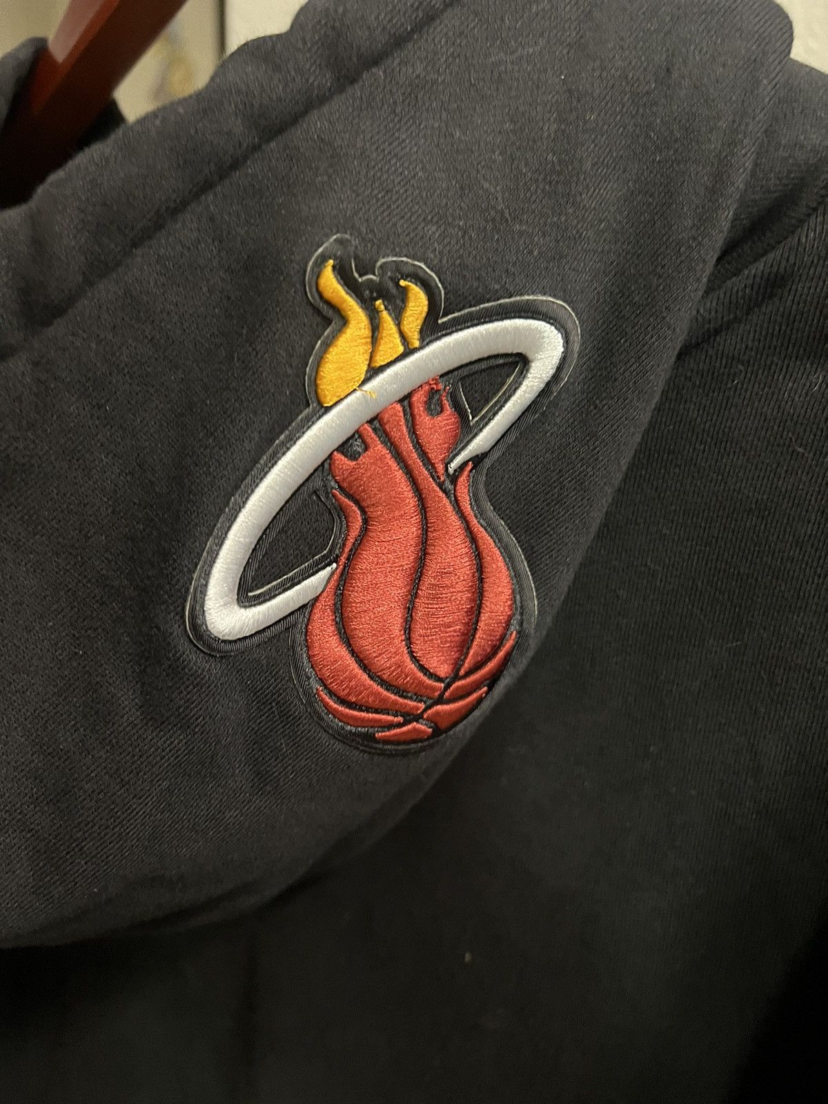 NBA Miami Heat Pro Embroidered Patch Hoodie Size US XXL / EU 58 / 5 - 5 Thumbnail