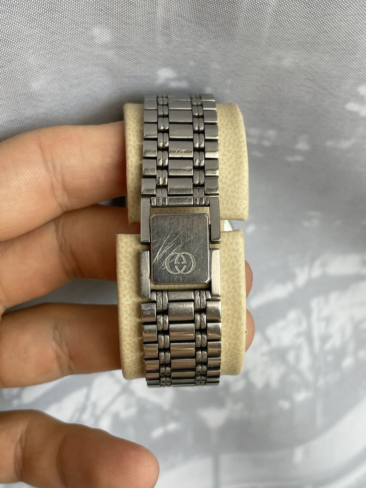 Gucci Gucci Watch 9000M Size ONE SIZE - 9 Thumbnail