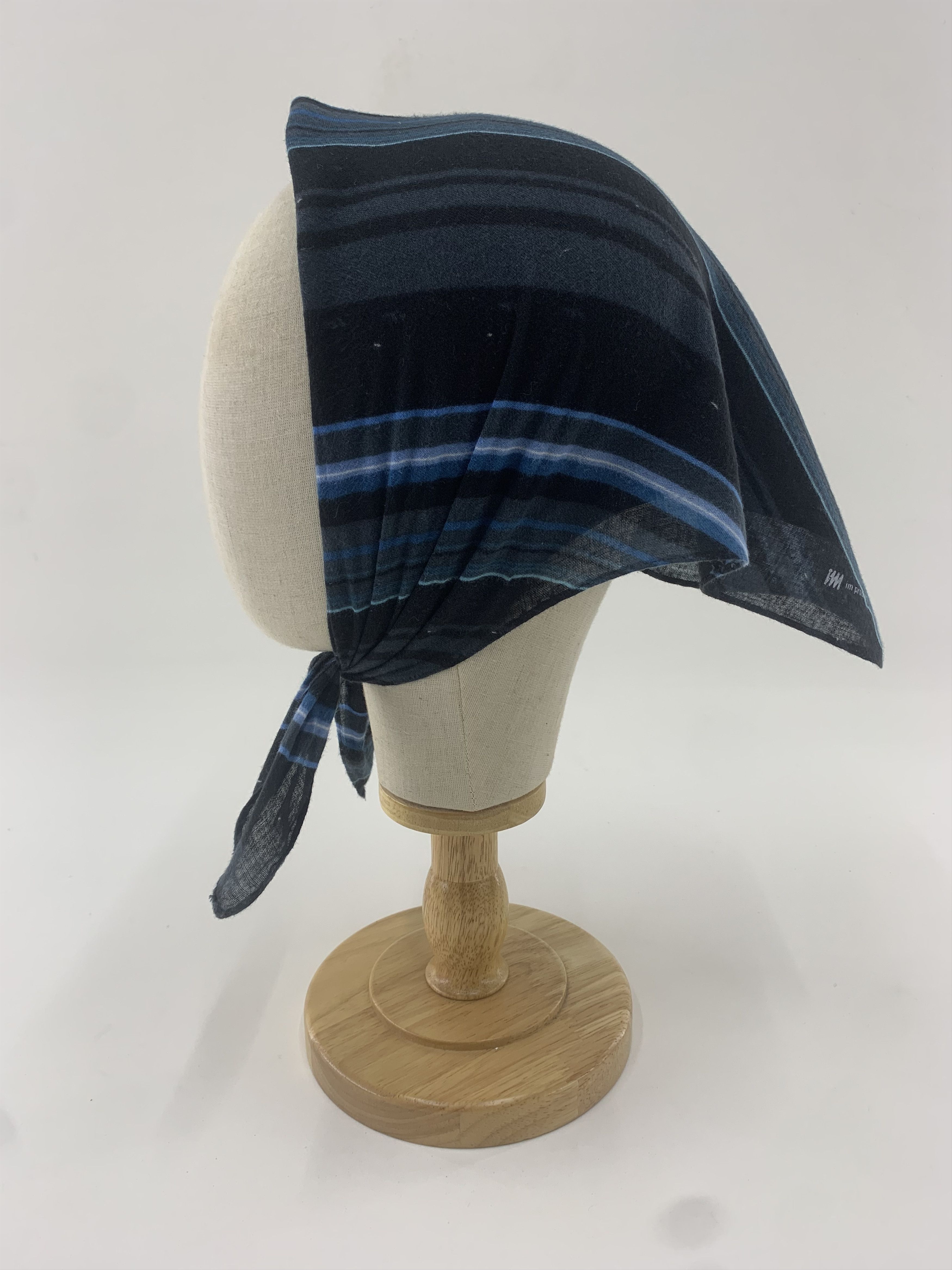 Issey Miyake Issey Miyake Handkerchief Pocket Square Scarf Small TC1260 Size ONE SIZE - 3 Thumbnail