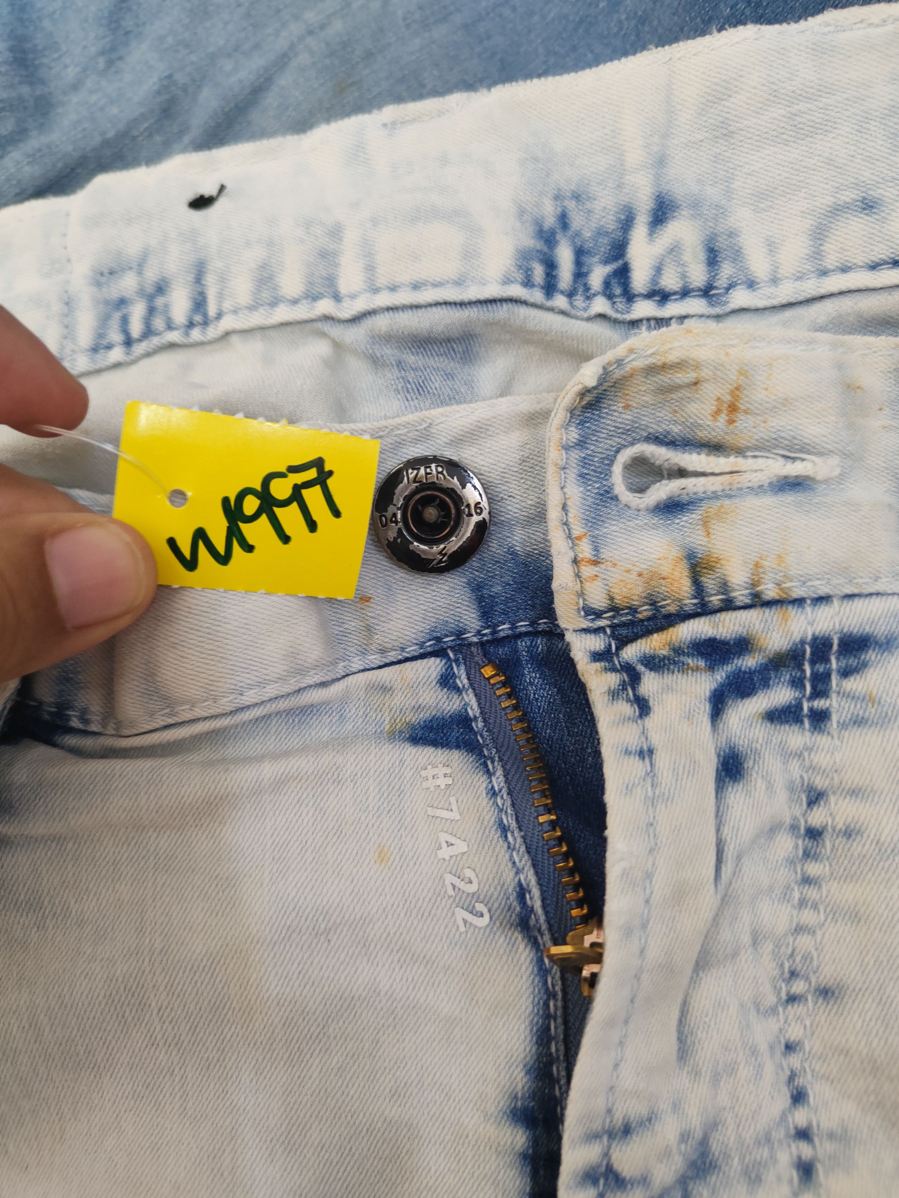 Japanese Brand I'z Frontier Light Blue Distressed Ripped Soft Jeans #W1997 Size US 32 / EU 48 - 20 Thumbnail
