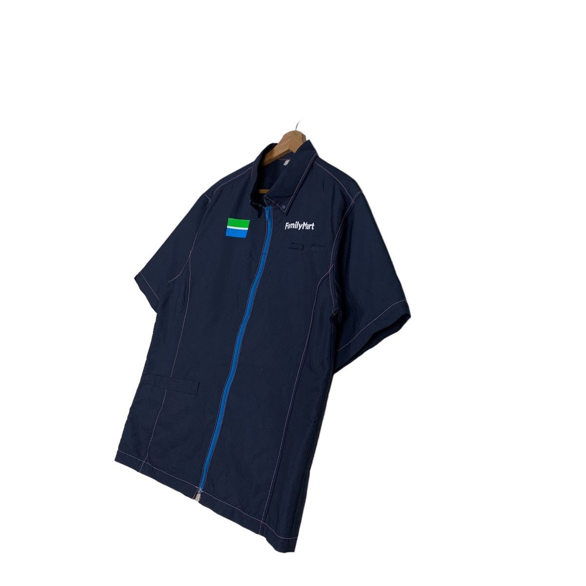 Vintage FAMILY MART Short Sleeve Uniform Jacket #0250-C11 Size US M / EU 48-50 / 2 - 2 Thumbnail